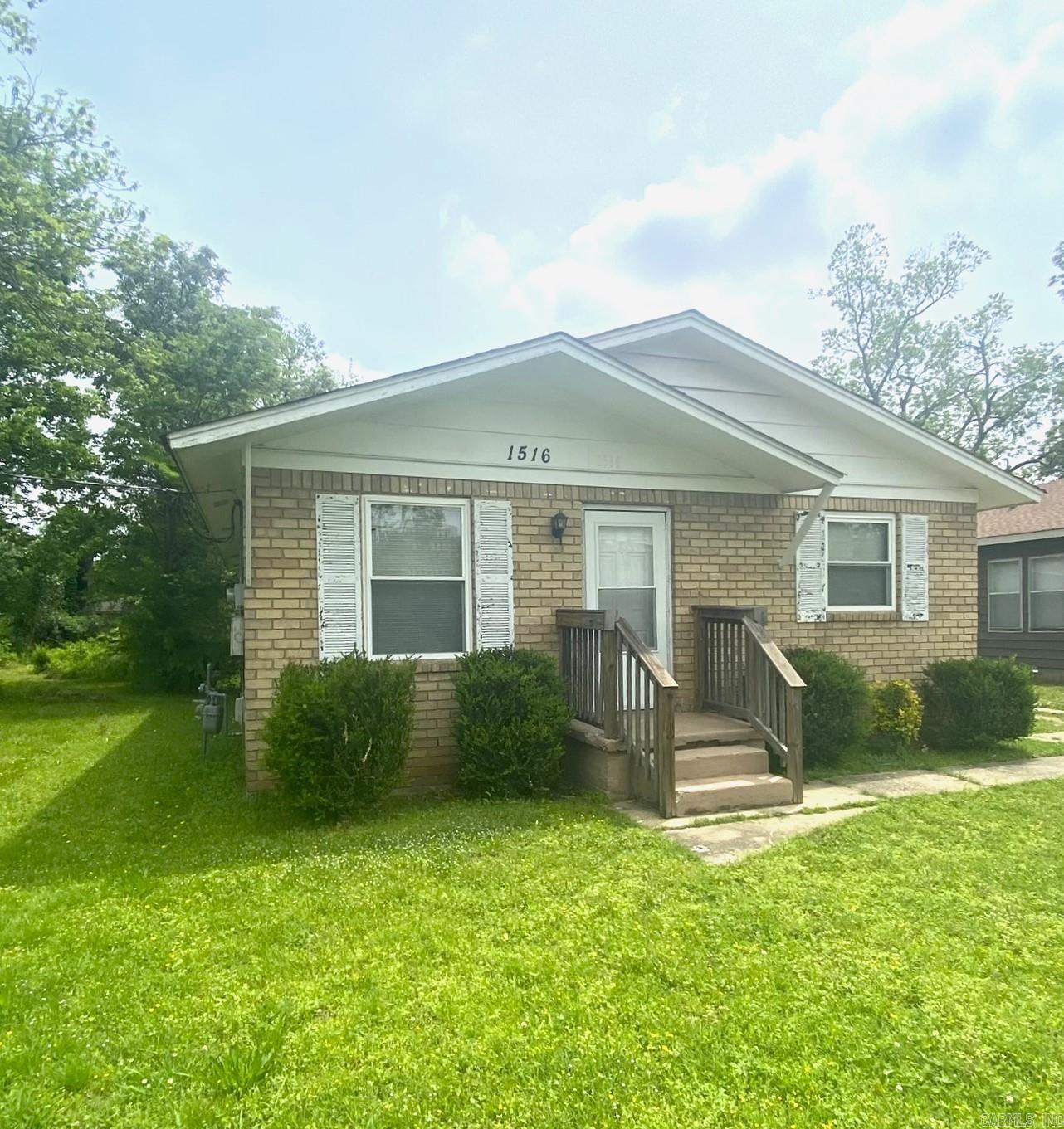 1516  Van  North Little Rock, AR