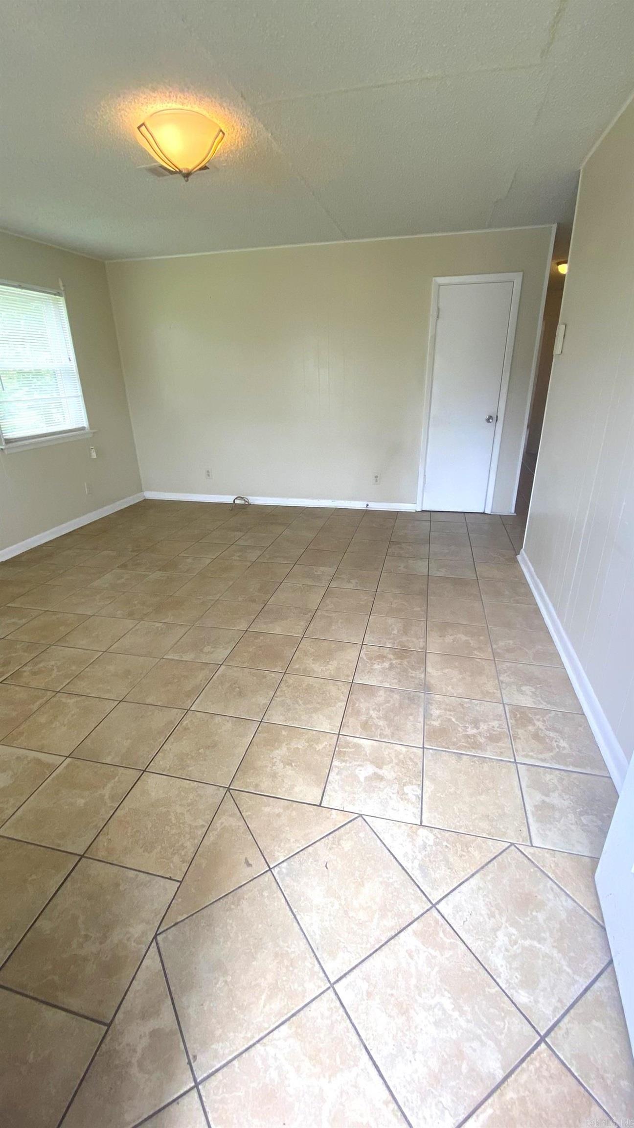 1516  Van  North Little Rock, AR