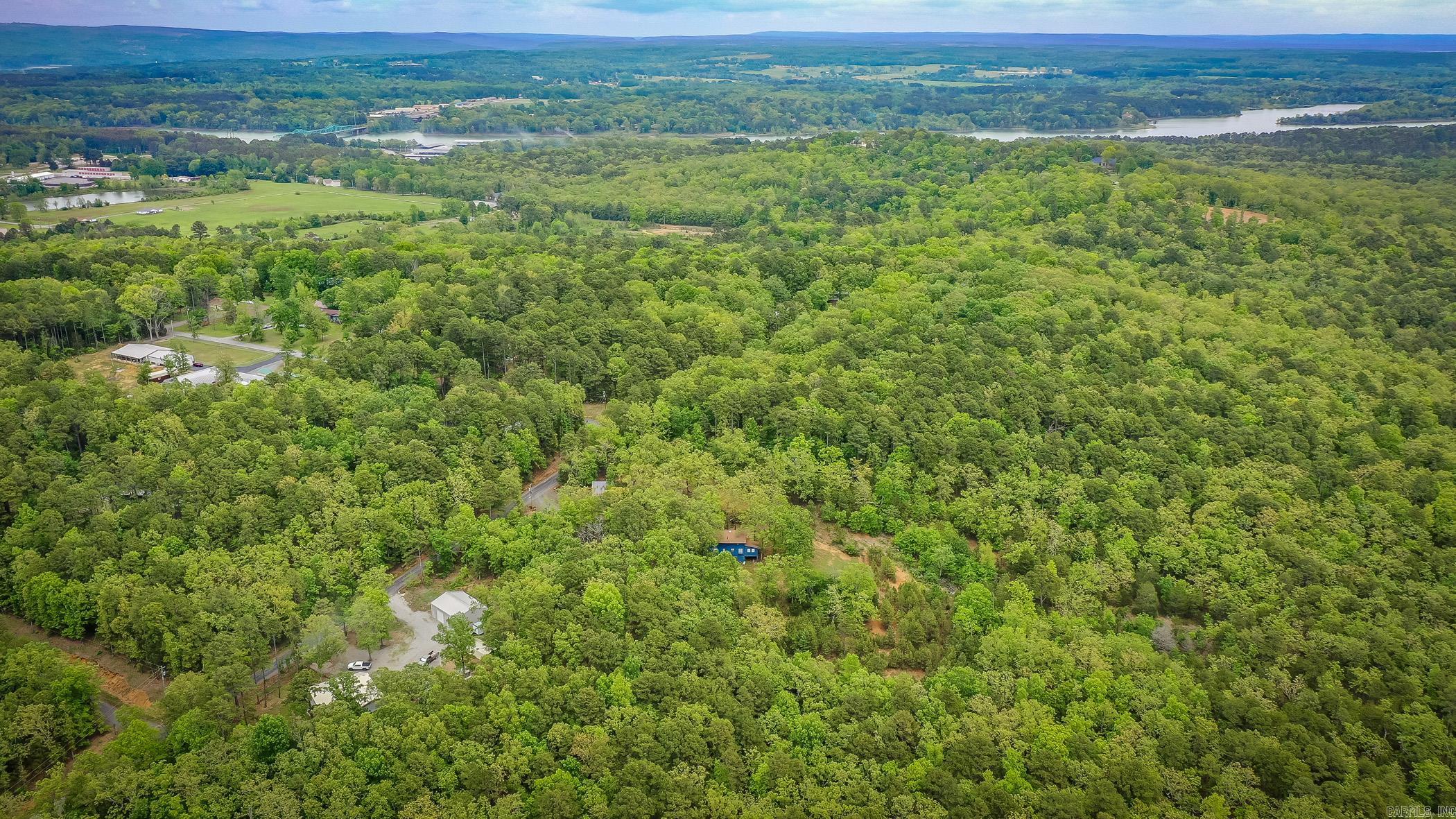 199 Pine Hill Estates Rd. Higden, AR 72067