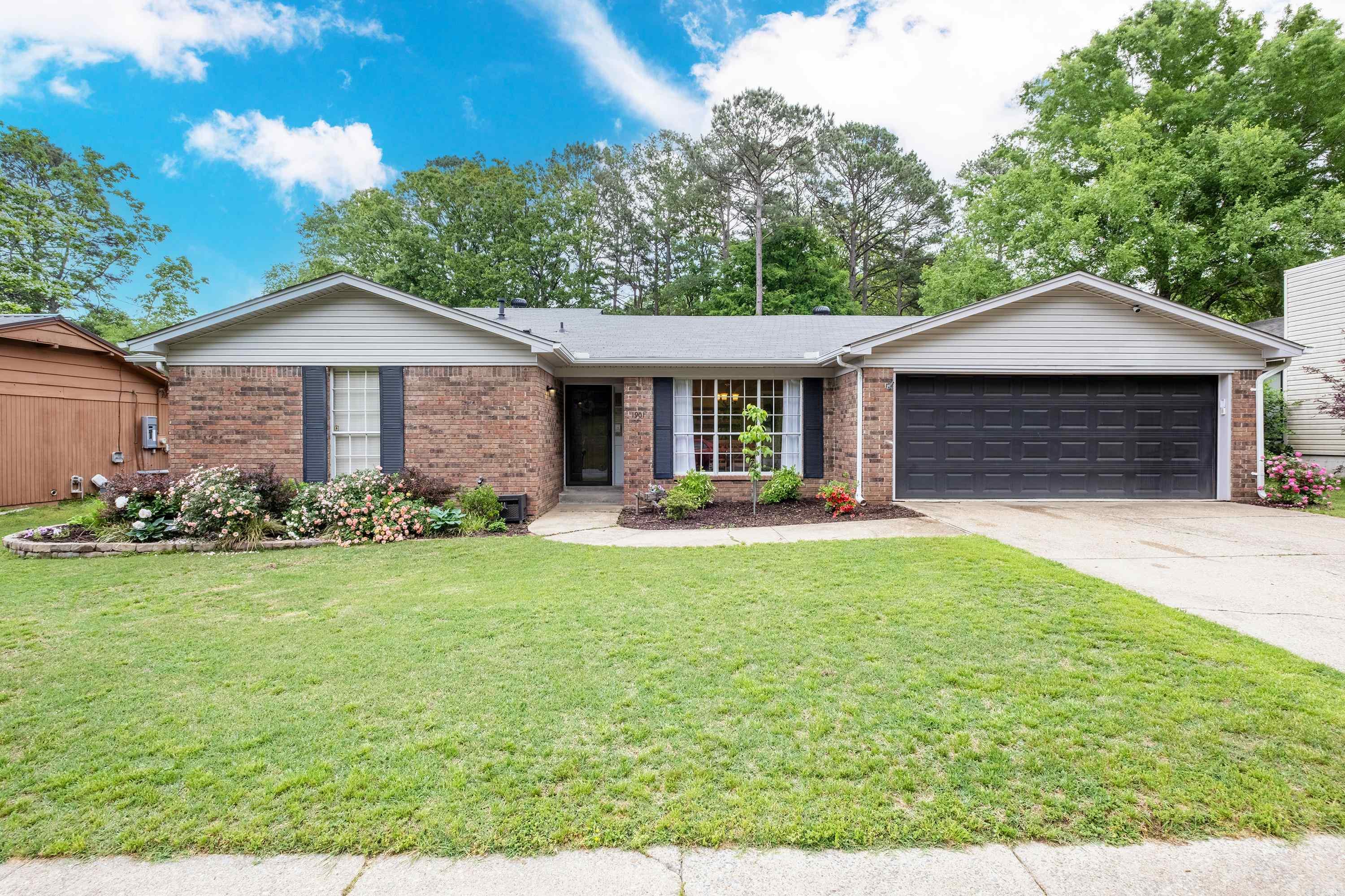 1901  Jennifer  Little Rock, AR