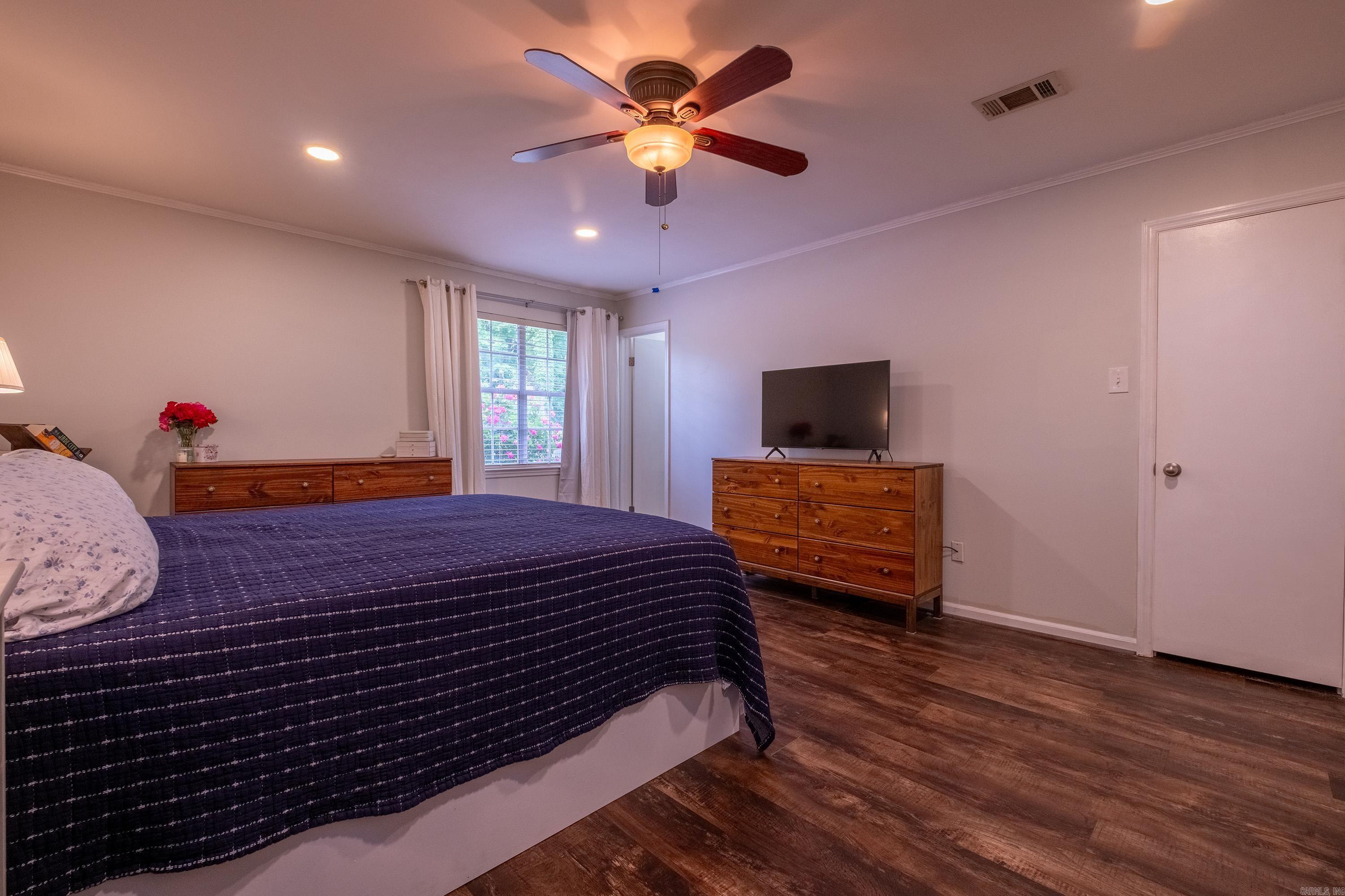 1901  Jennifer  Little Rock, AR