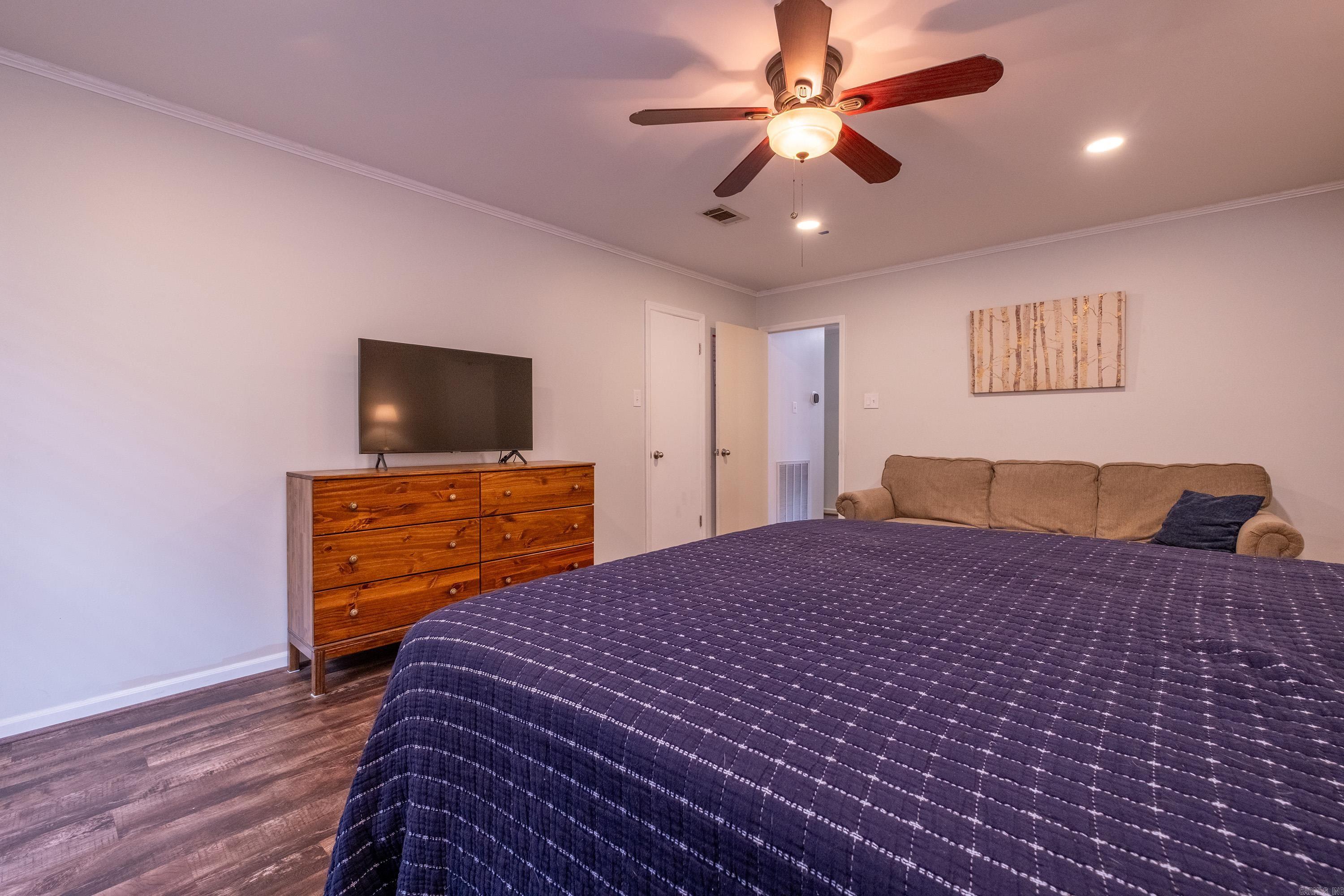 1901  Jennifer  Little Rock, AR