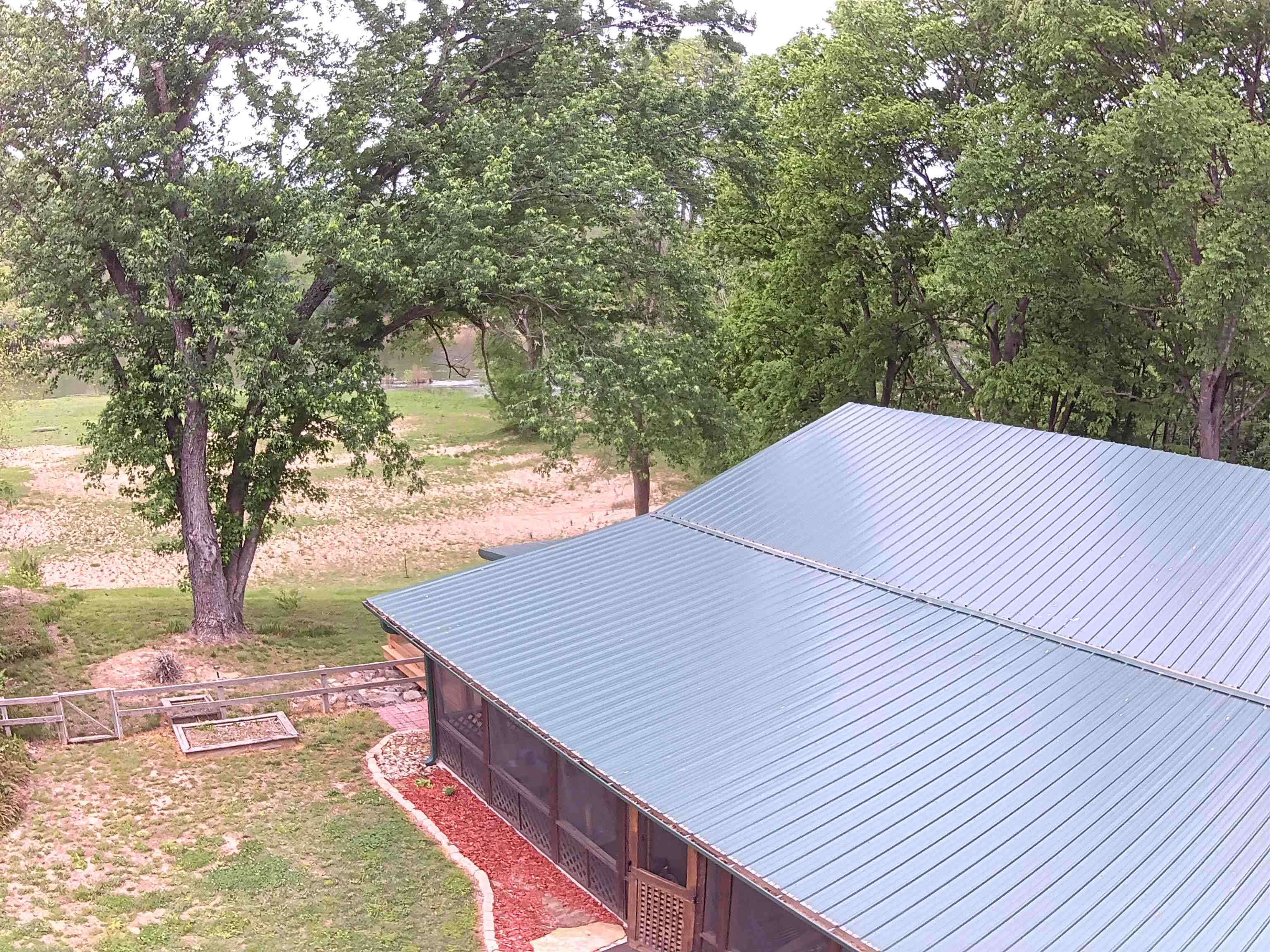 858 N Riverview 892 N Riverview Lane Mountain View, AR