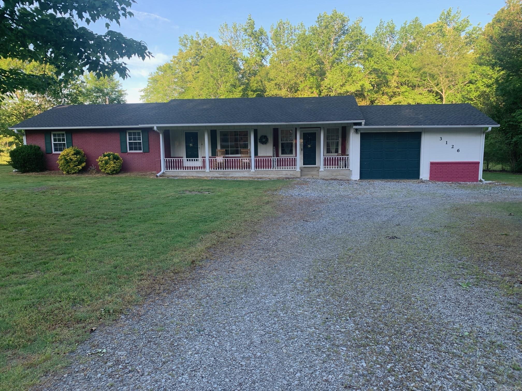 3126 Hwy 16 N