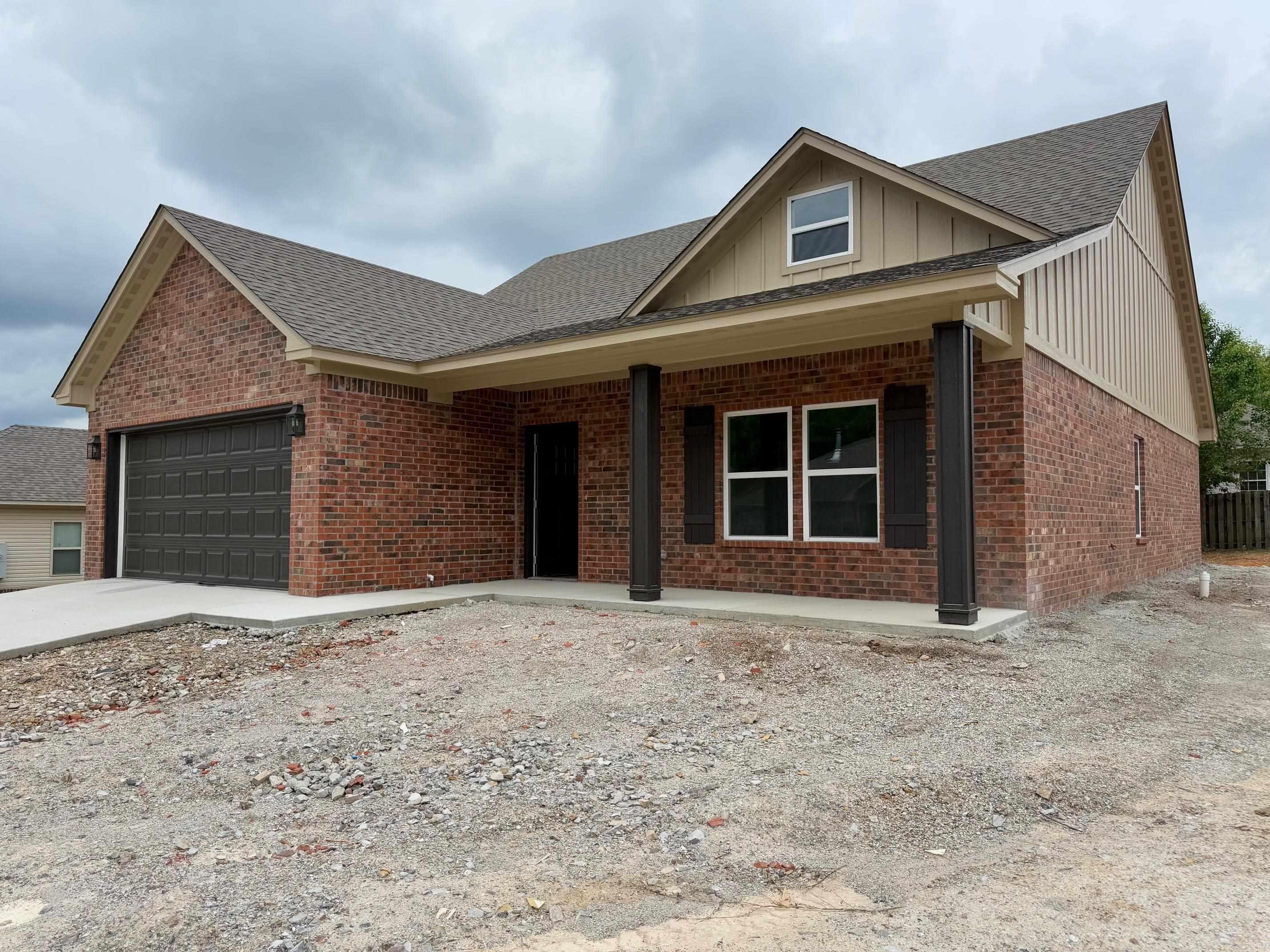 237  Fox Chase  Hot Springs, AR