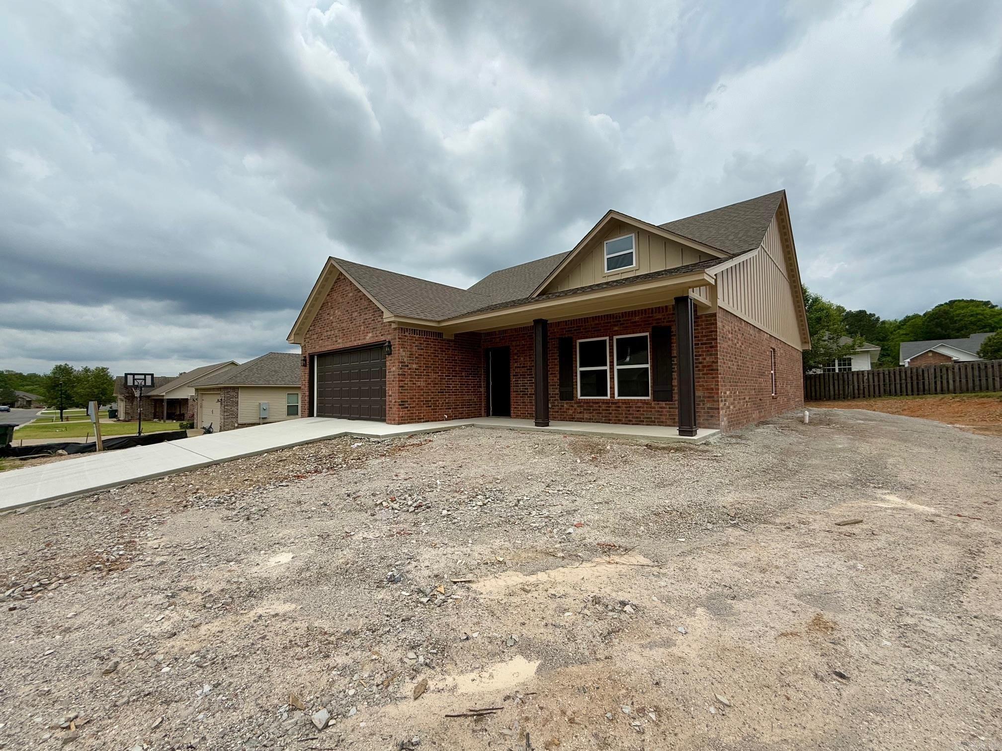 237  Fox Chase  Hot Springs, AR