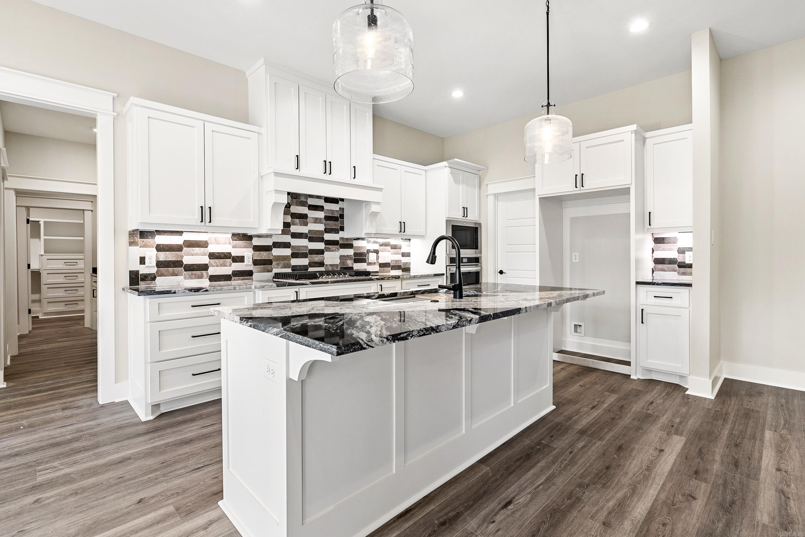 8921  Wingate  Benton, AR