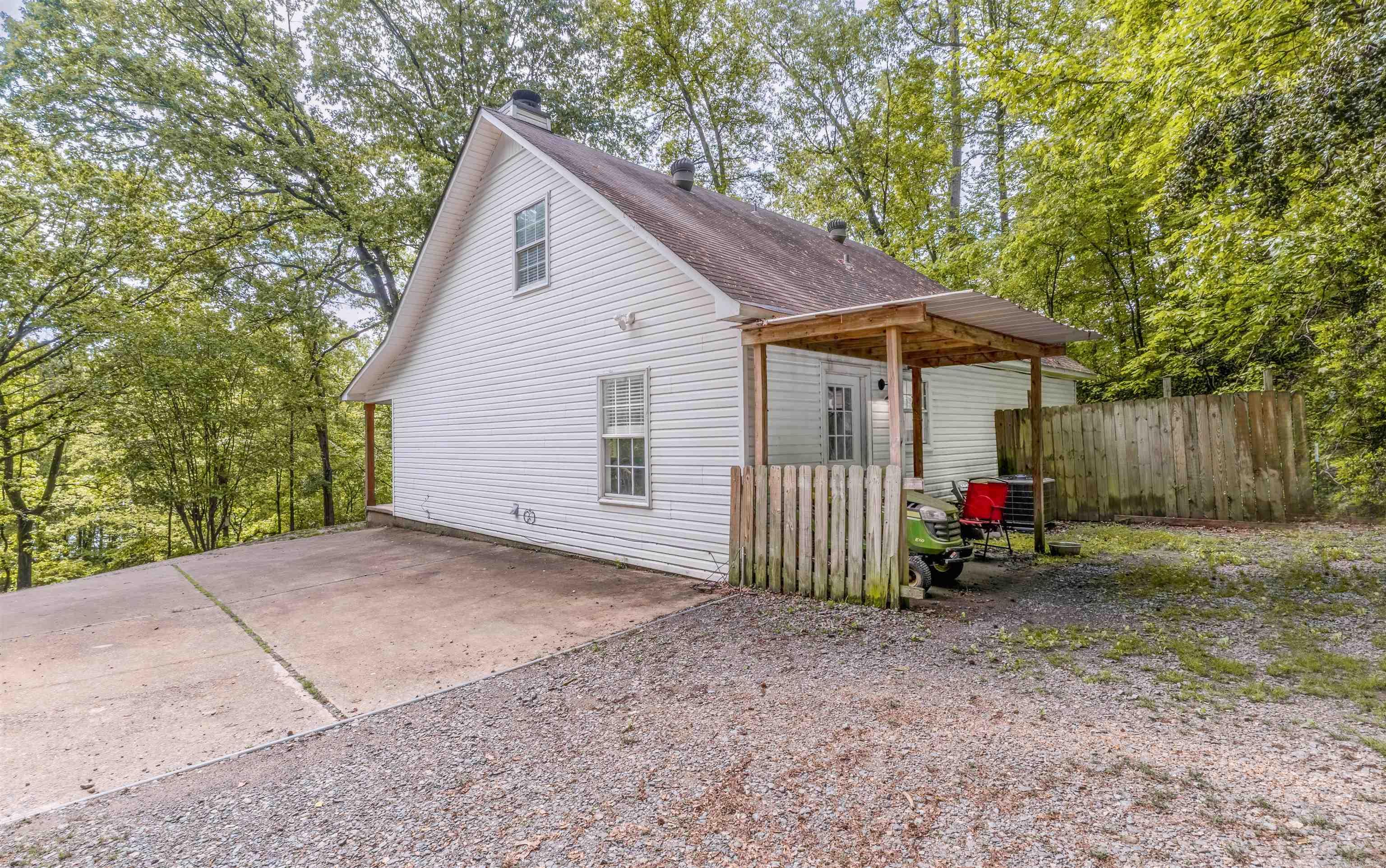 1117  Peeler Bend  Benton, AR