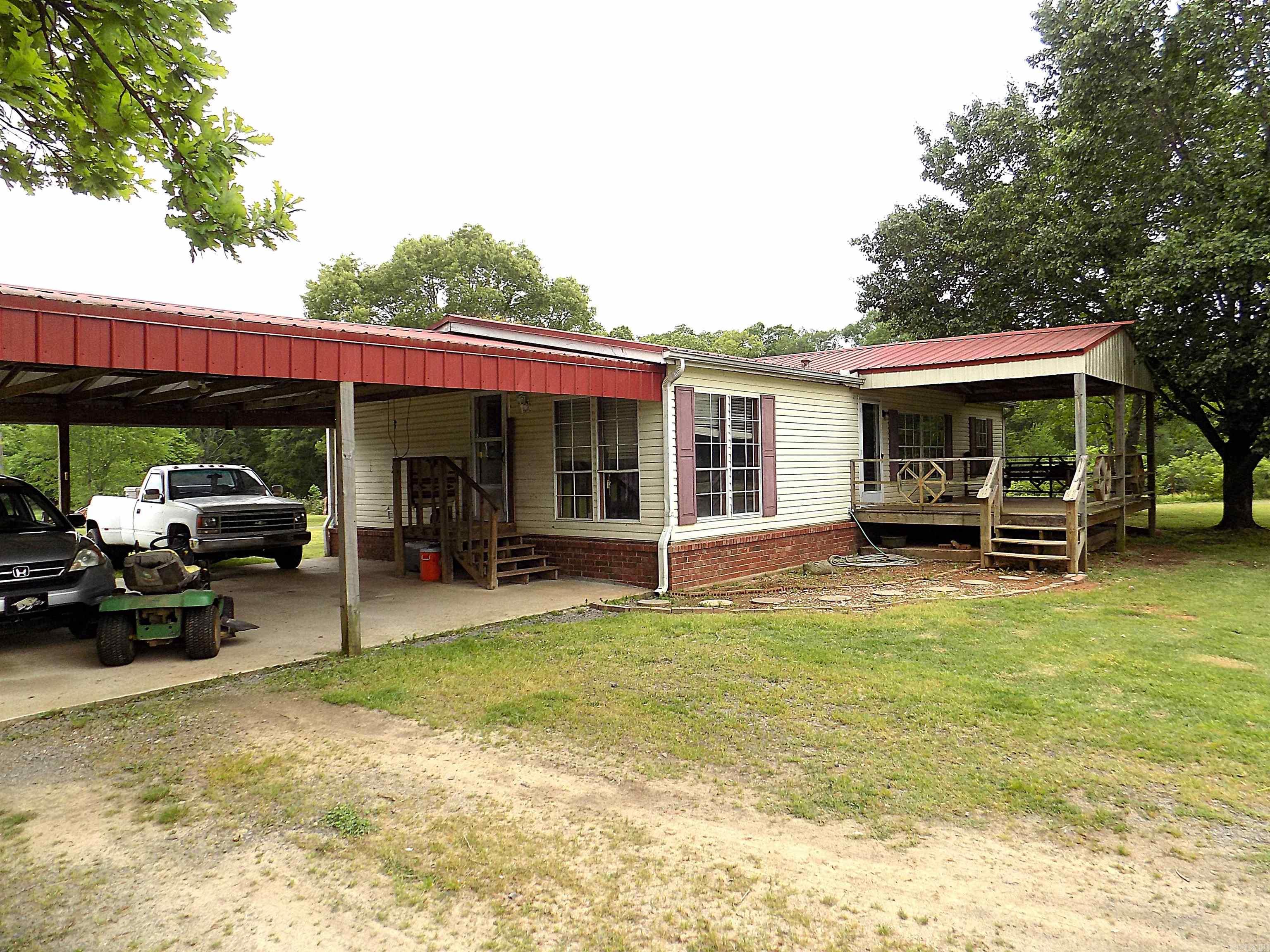 325 W Republican Rd  Greenbrier, AR