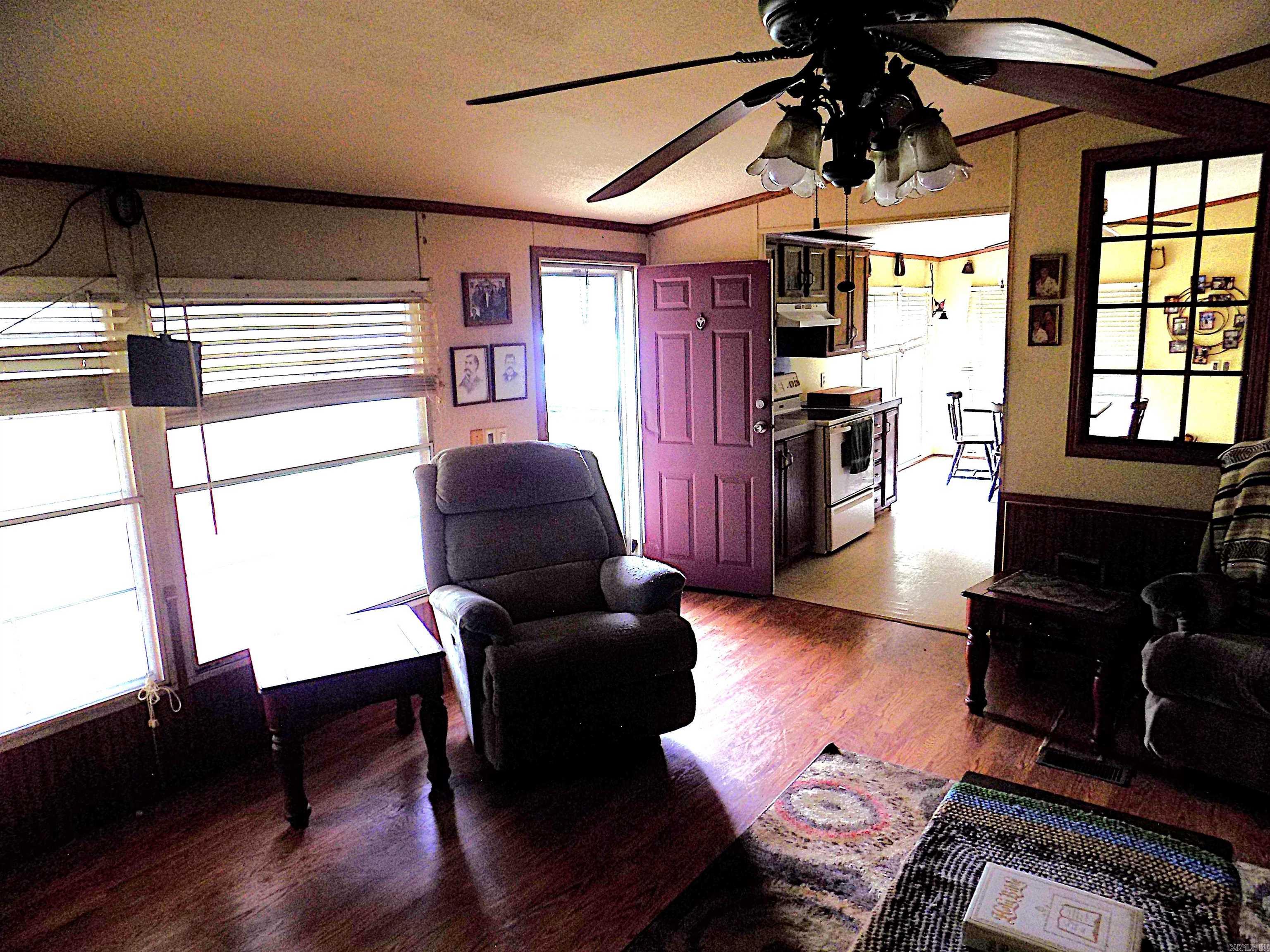 325 W Republican Rd  Greenbrier, AR