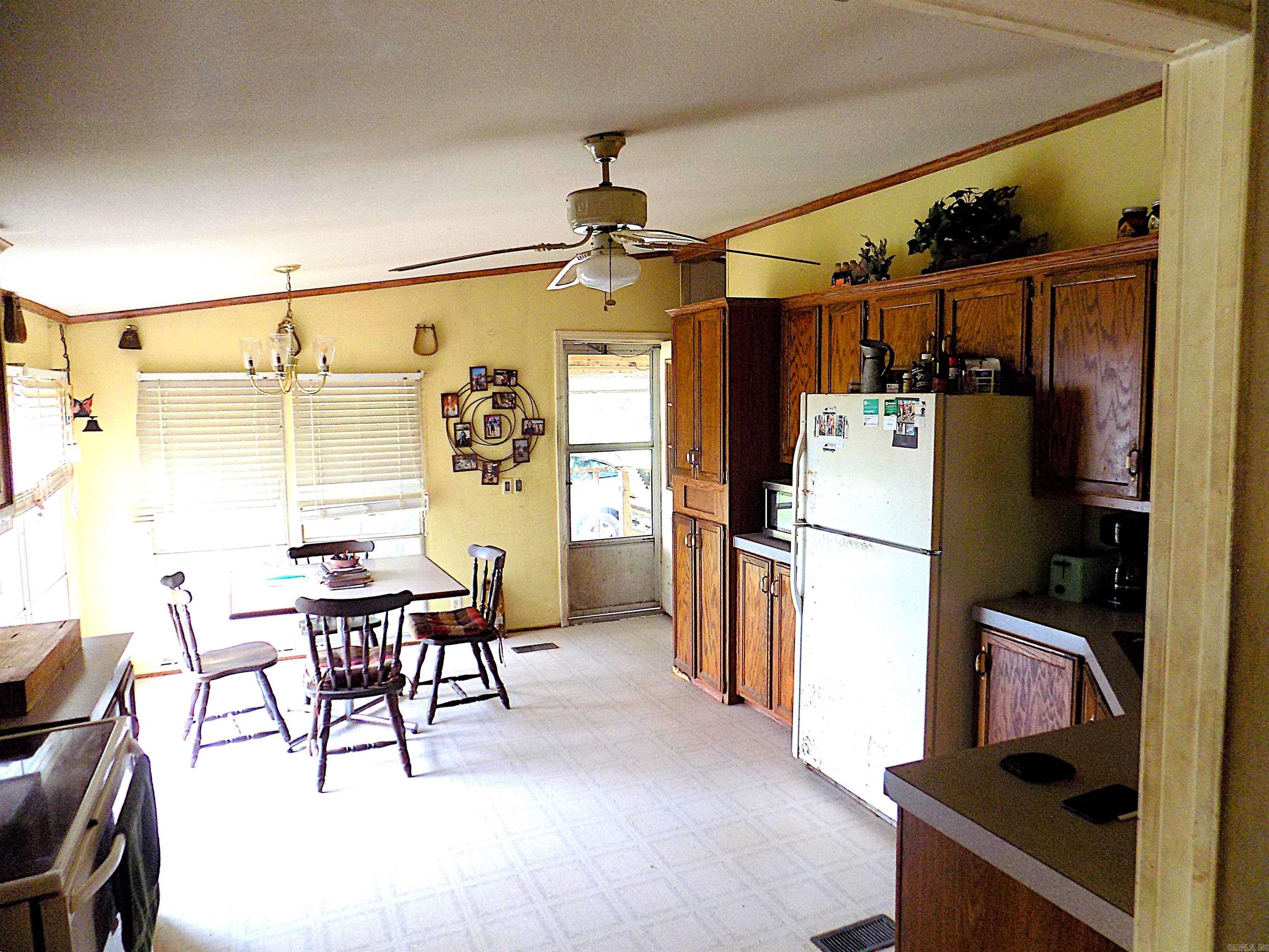 325 W Republican Rd  Greenbrier, AR