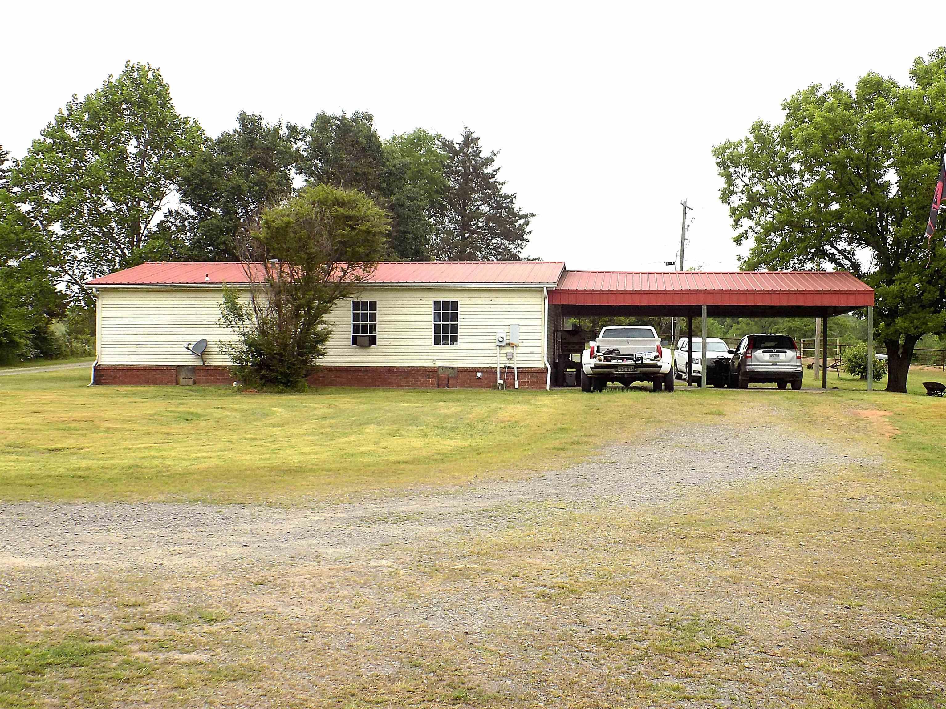 325 W Republican Rd  Greenbrier, AR