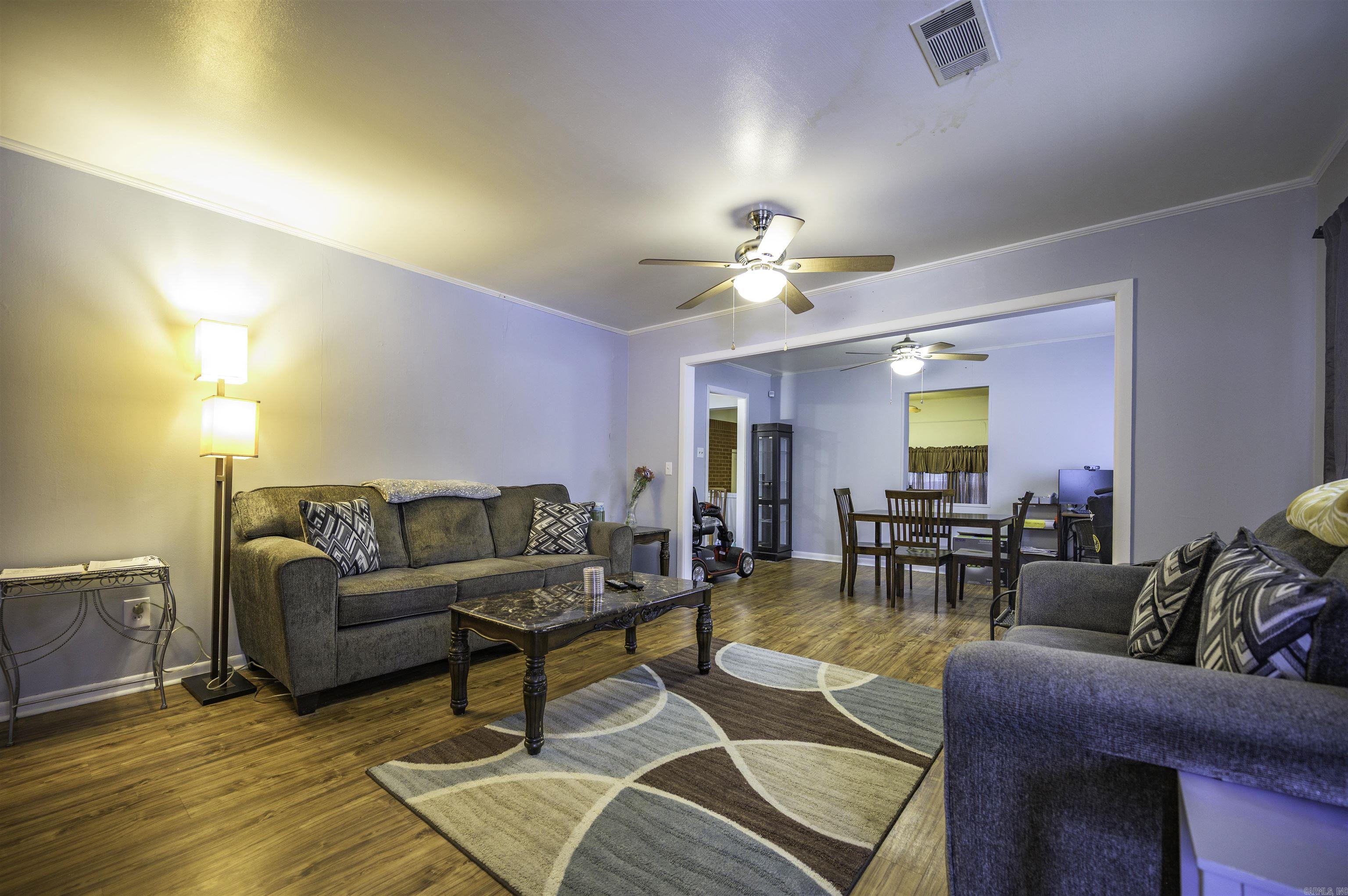 3706 E Lake  Pine Bluff, AR