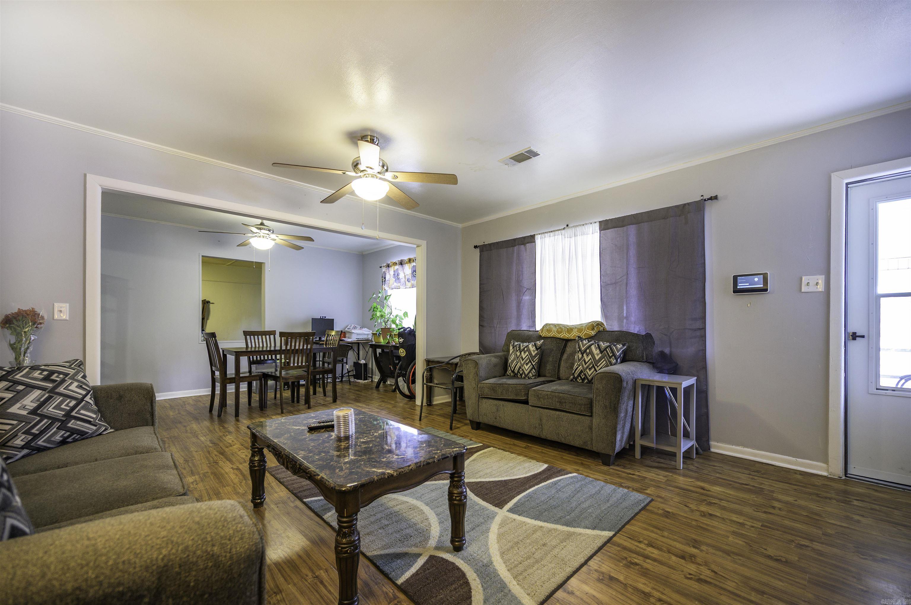 3706 E Lake  Pine Bluff, AR