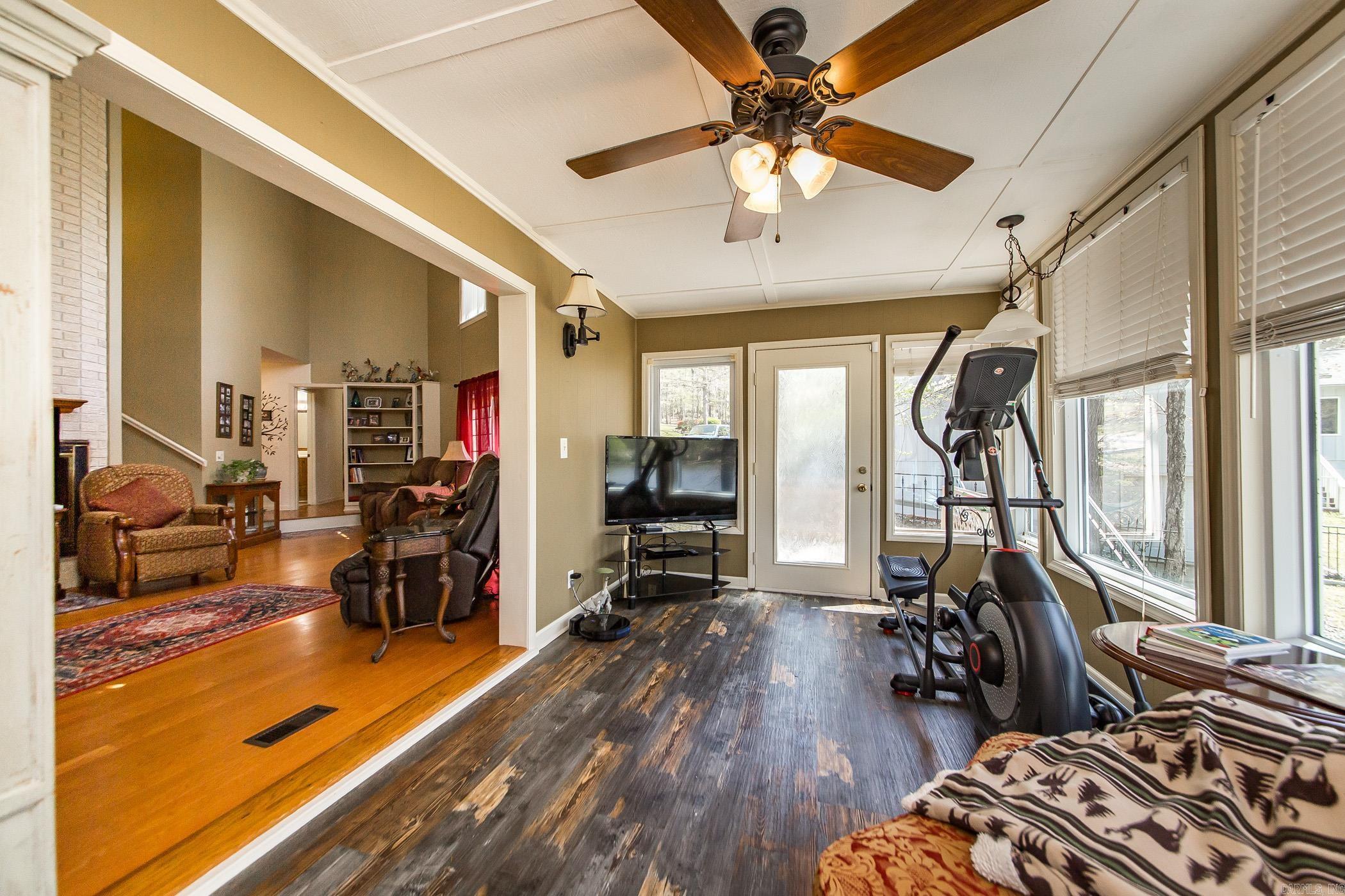 21  La Granja  Hot Springs Village, AR