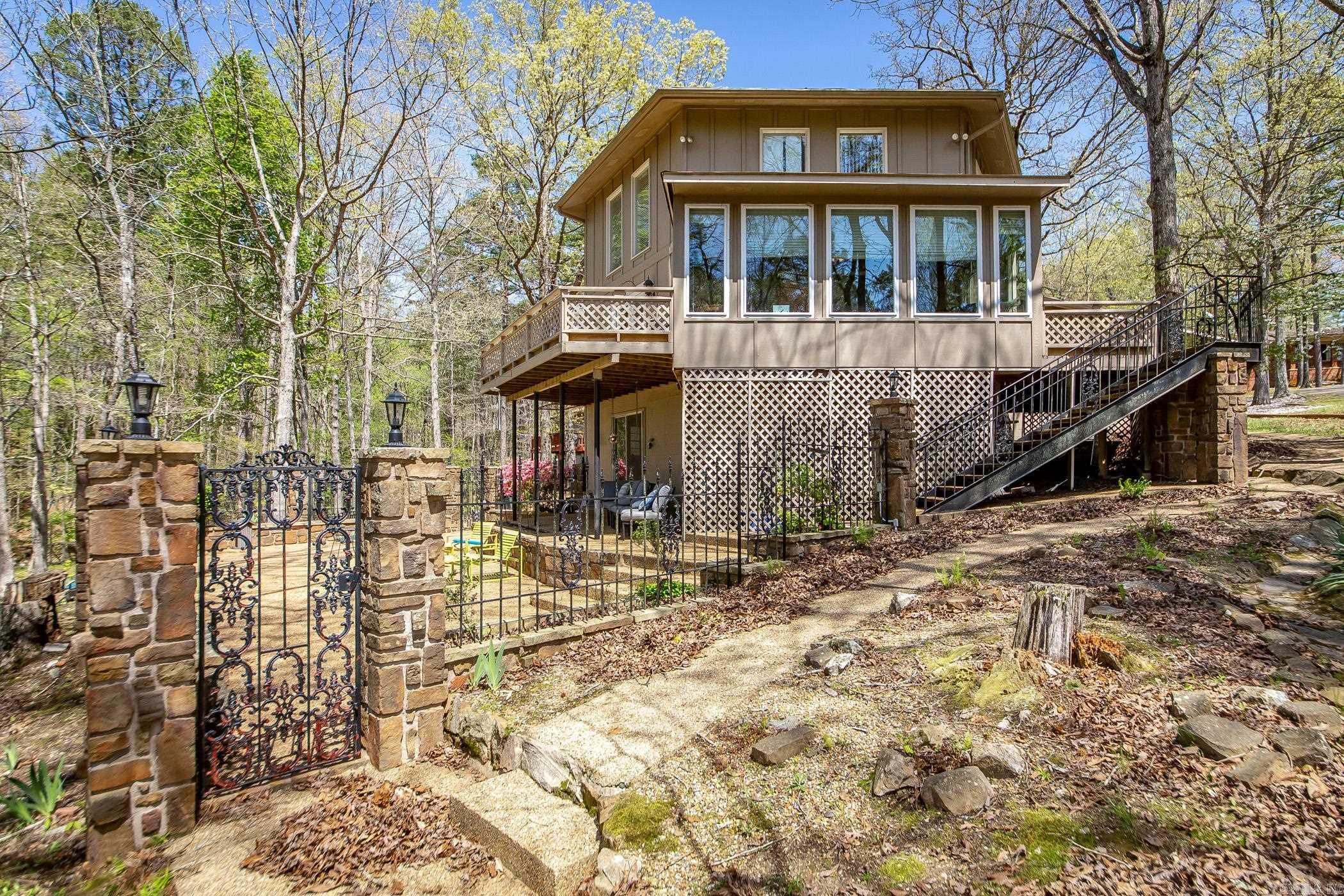 21  La Granja  Hot Springs Village, AR