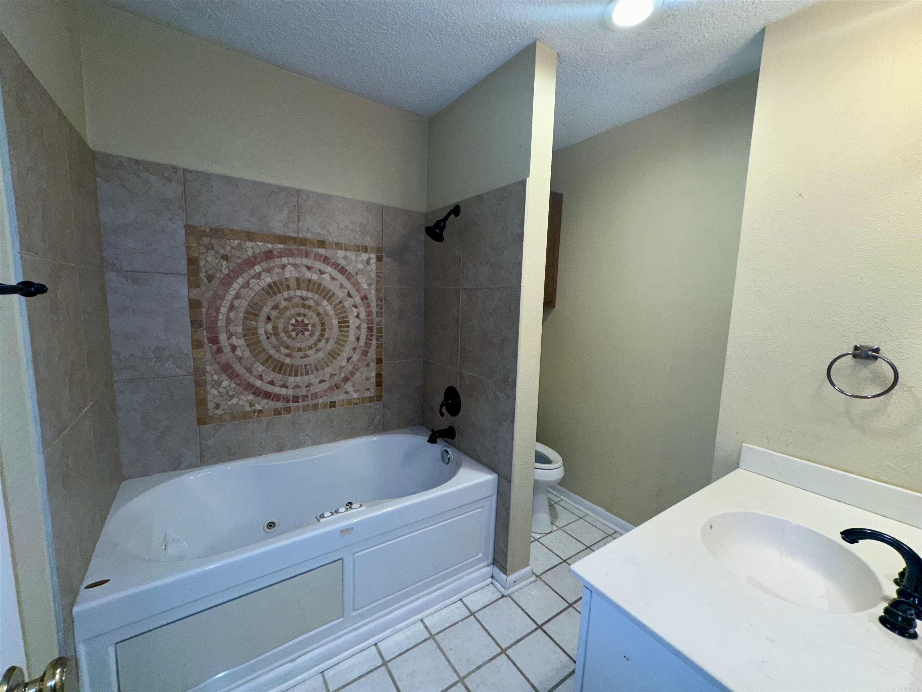 142  Lake Hamilton  Hot Springs, AR