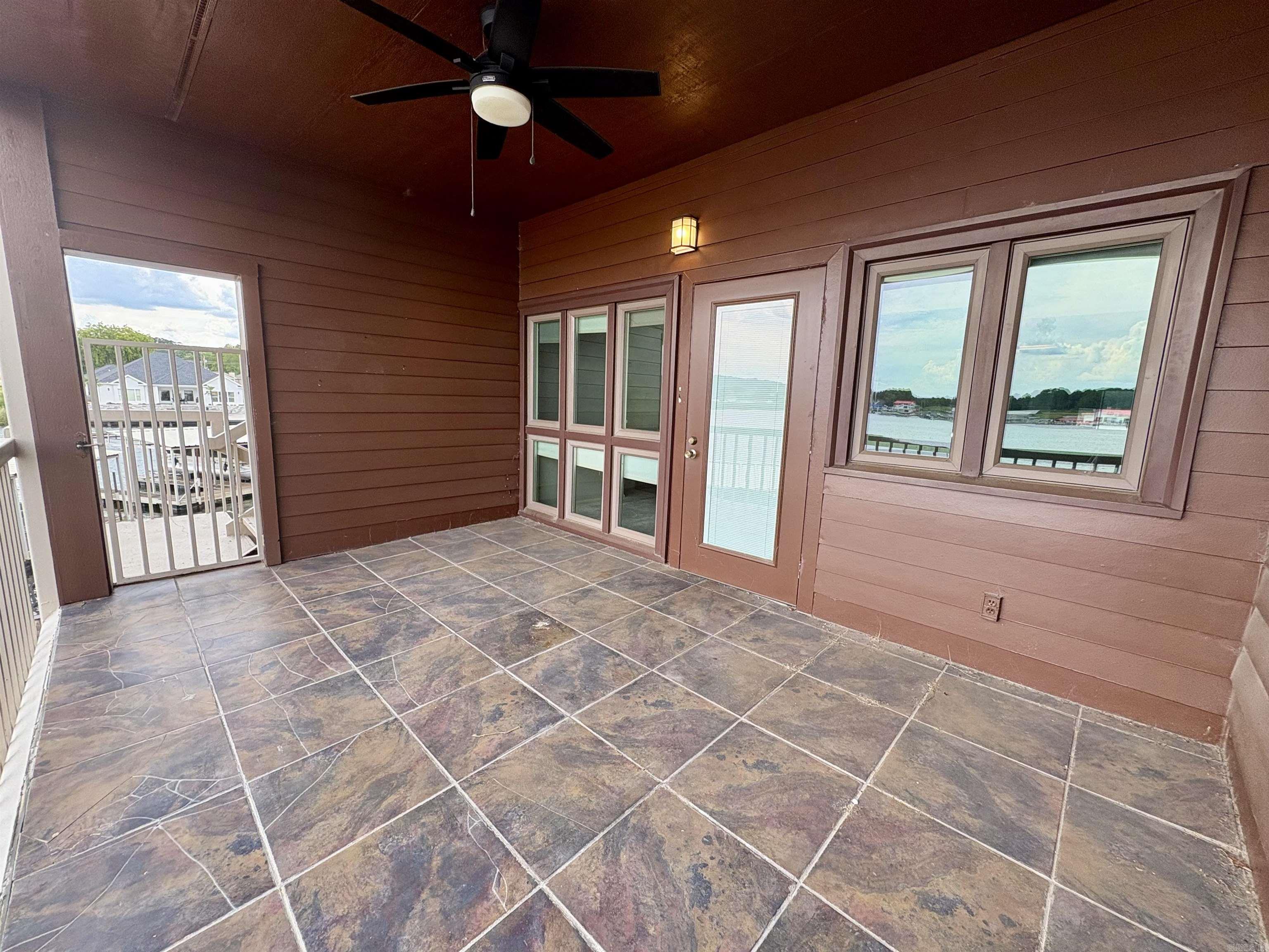 142 Lake Hamilton  Hot Springs, AR