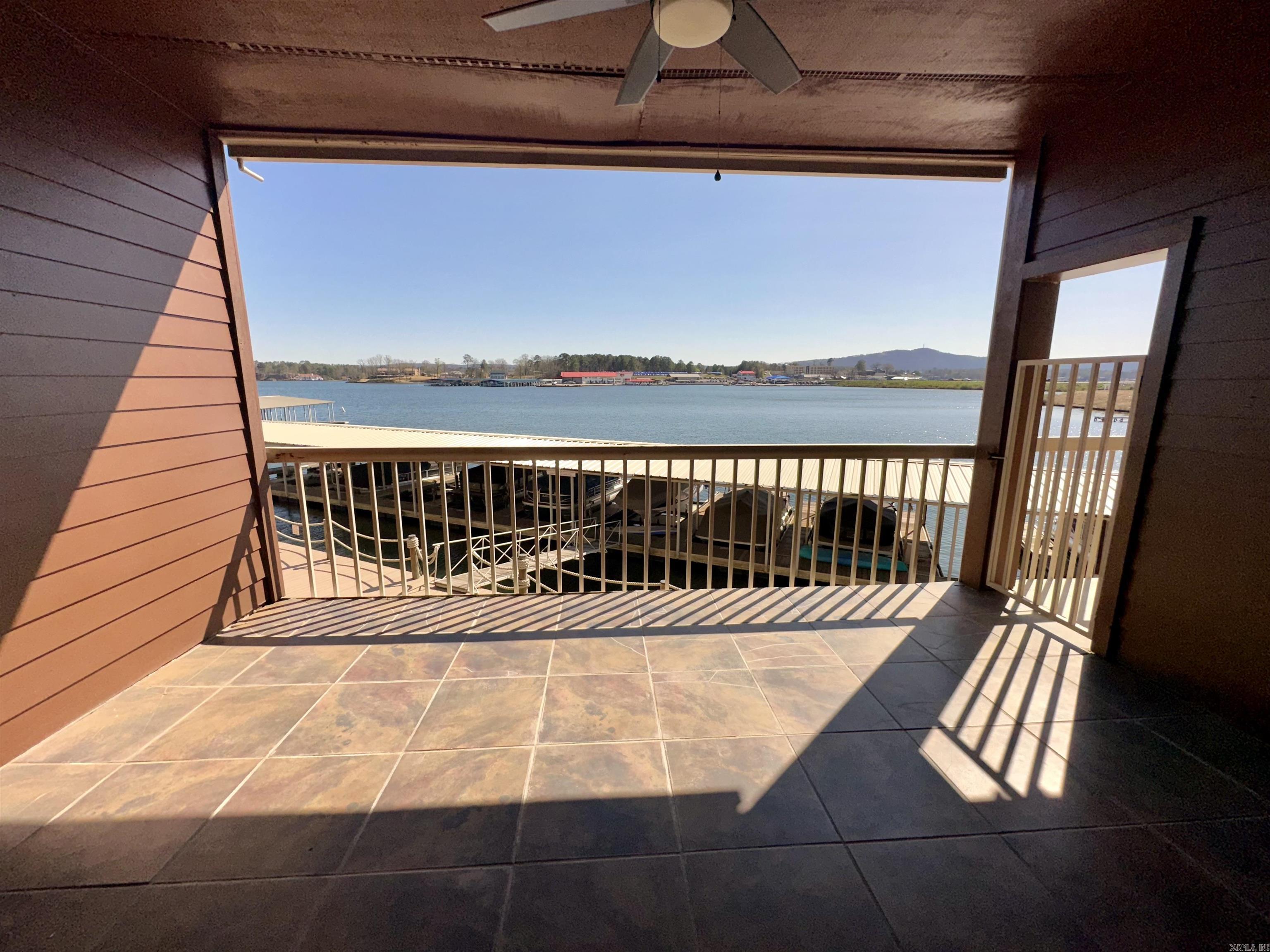 142  Lake Hamilton  Hot Springs, AR