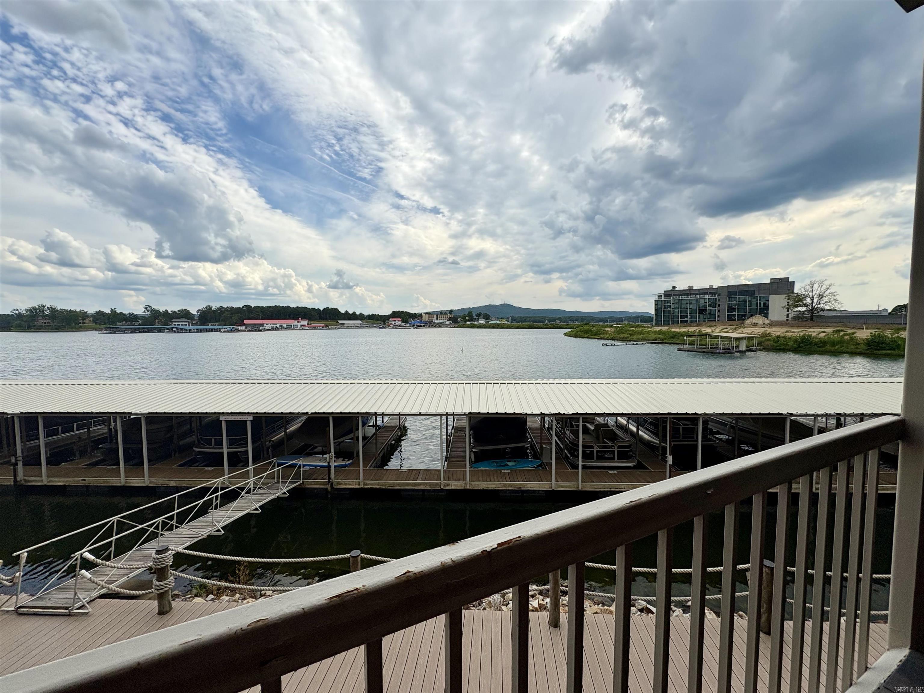 142 Lake Hamilton  Hot Springs, AR