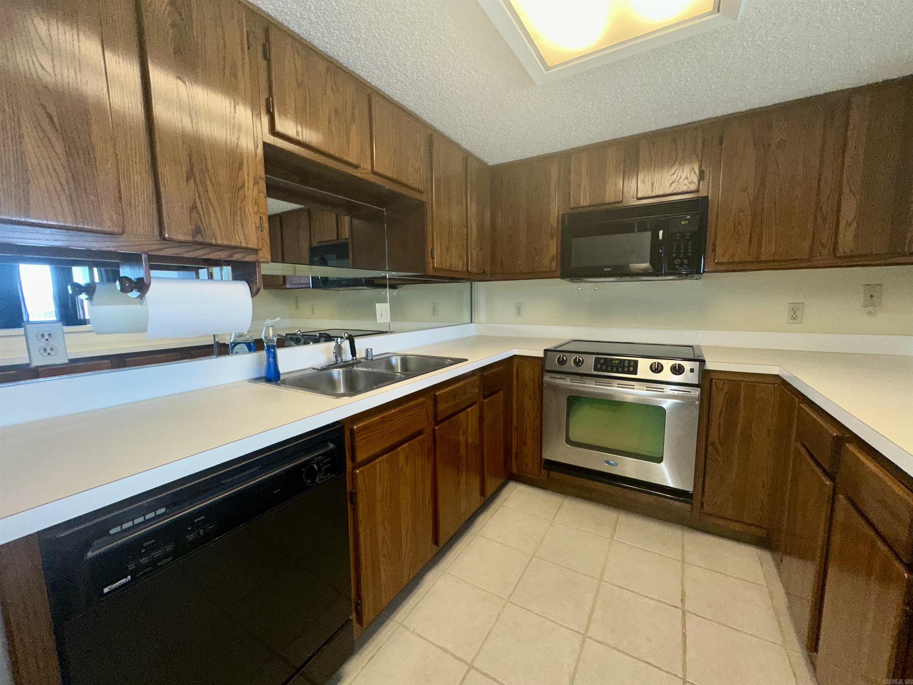 142  Lake Hamilton  Hot Springs, AR