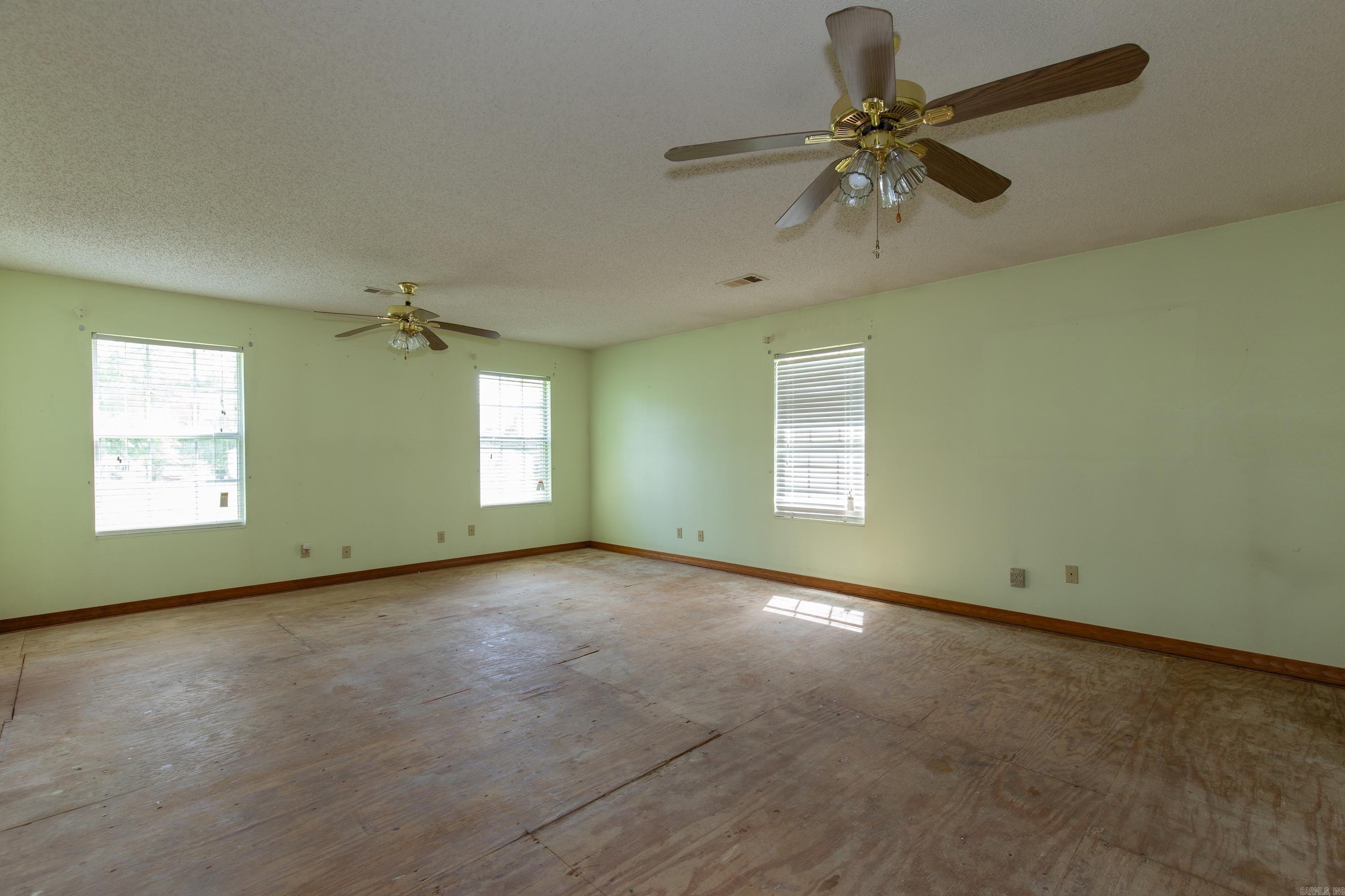 910  Ray rd.  Jacksonville, AR