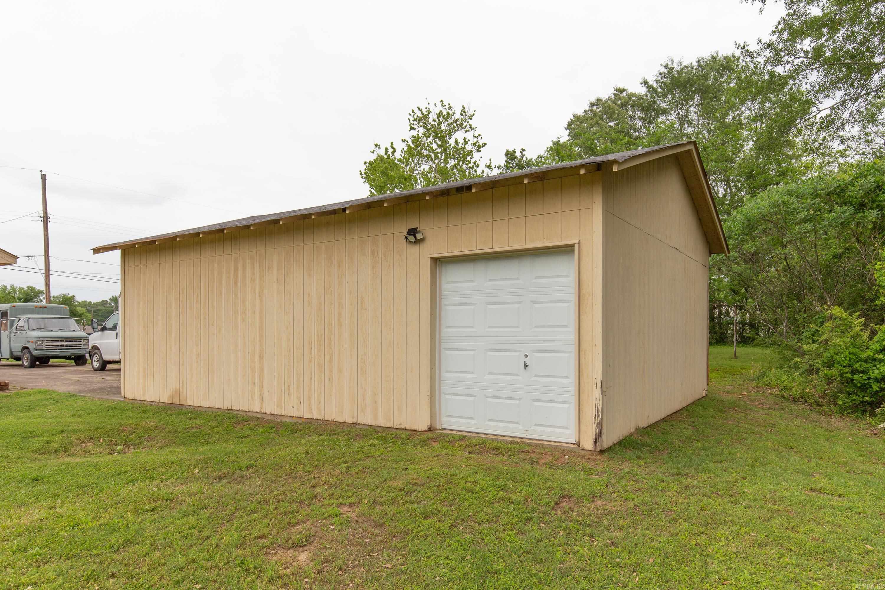 910  Ray rd.  Jacksonville, AR