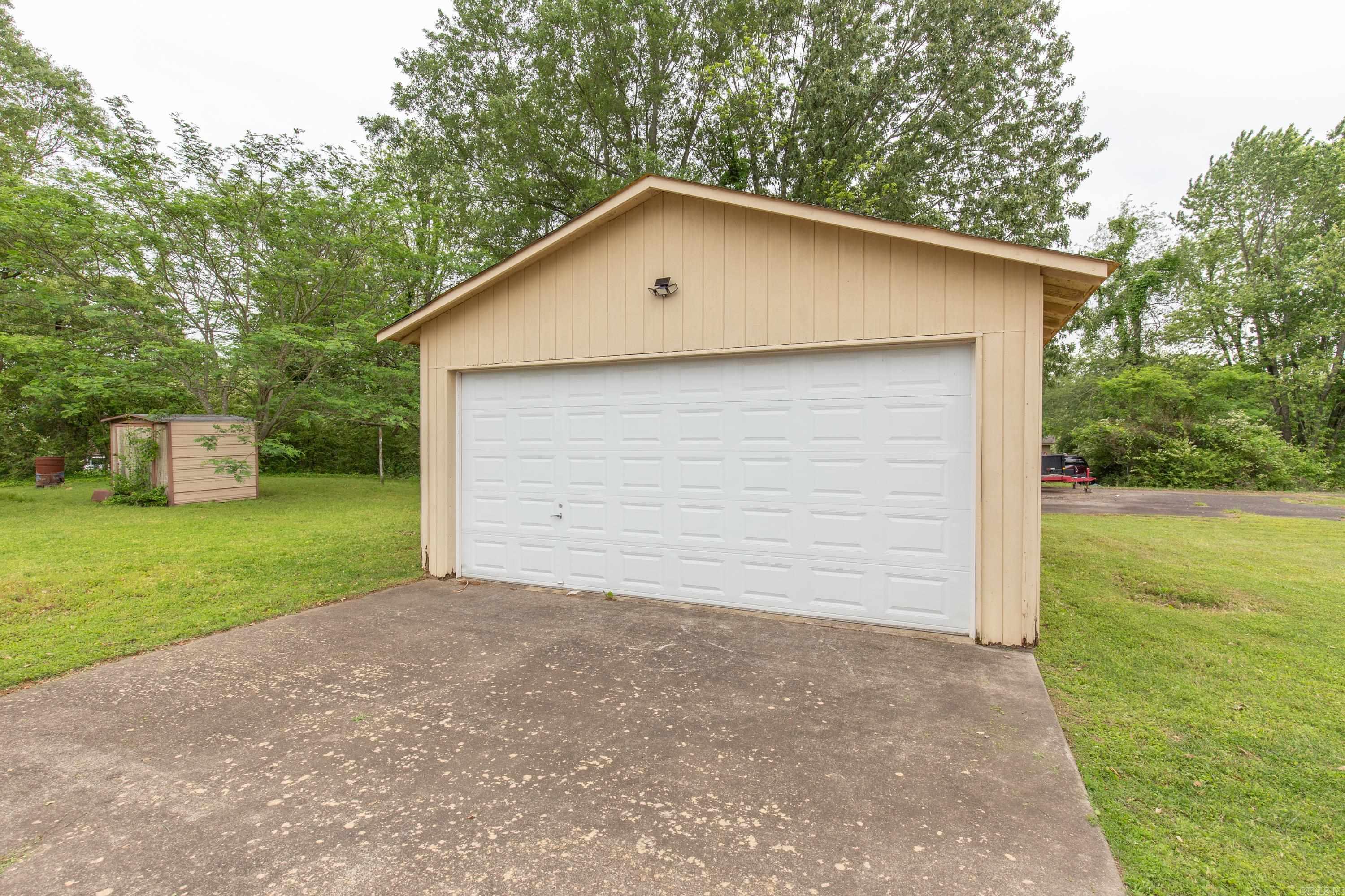 910  Ray rd.  Jacksonville, AR