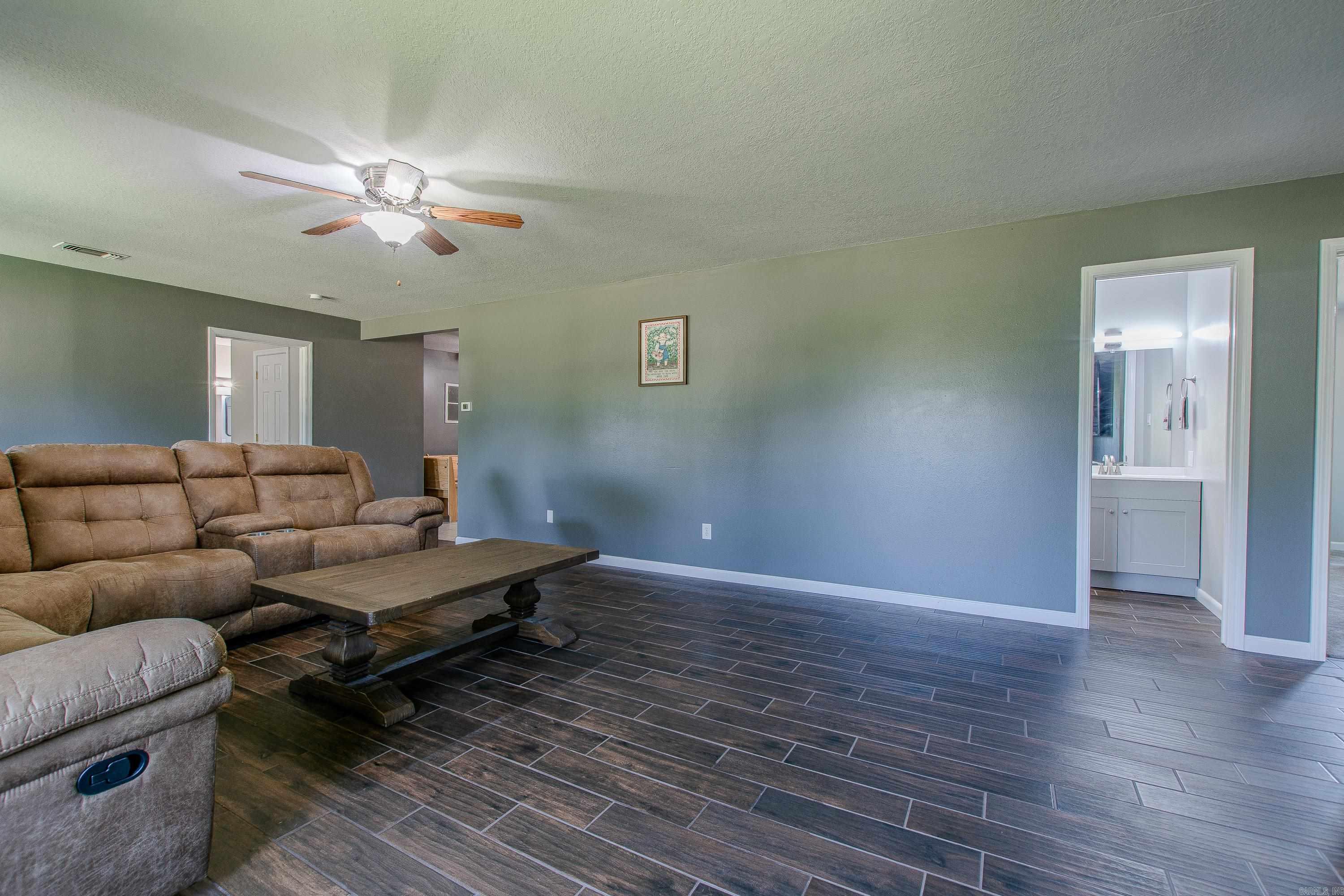 17  Highway 369 S  Newhope, AR