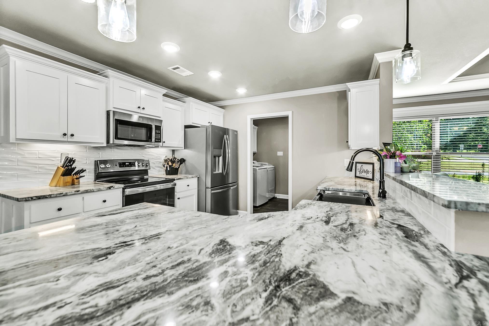 19 Aberdeen Drive Cabot, AR 72023