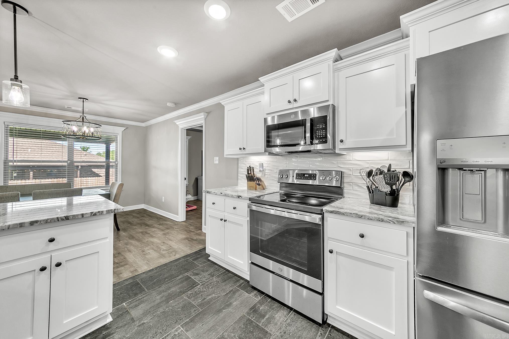 19 Aberdeen Drive Cabot, AR 72023