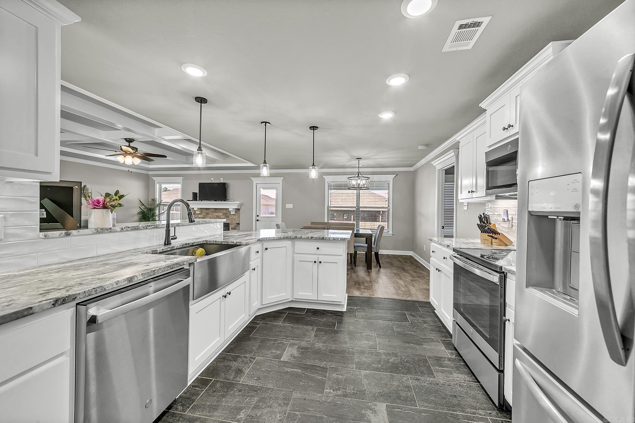 19 Aberdeen Drive Cabot, AR 72023