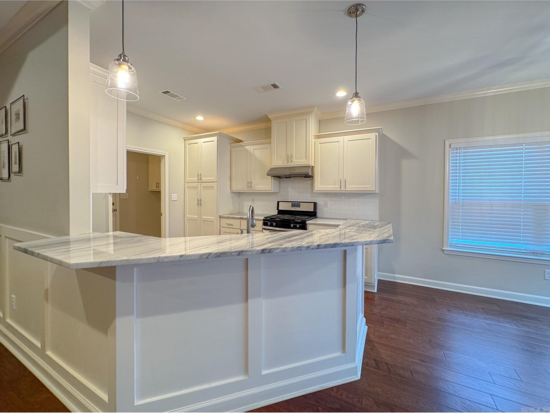 15315  Governors Lake  Little Rock, AR