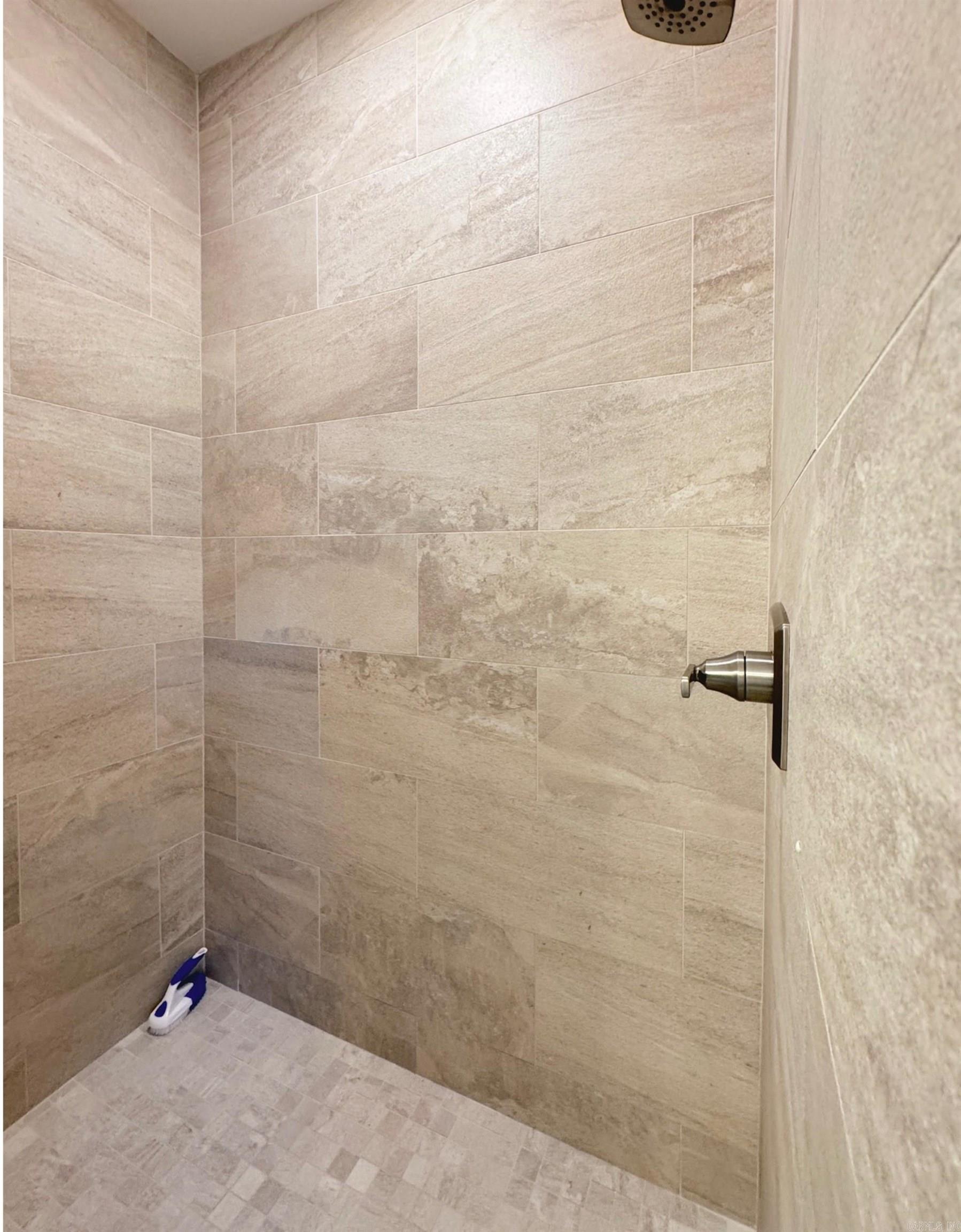 15315  Governors Lake  Little Rock, AR