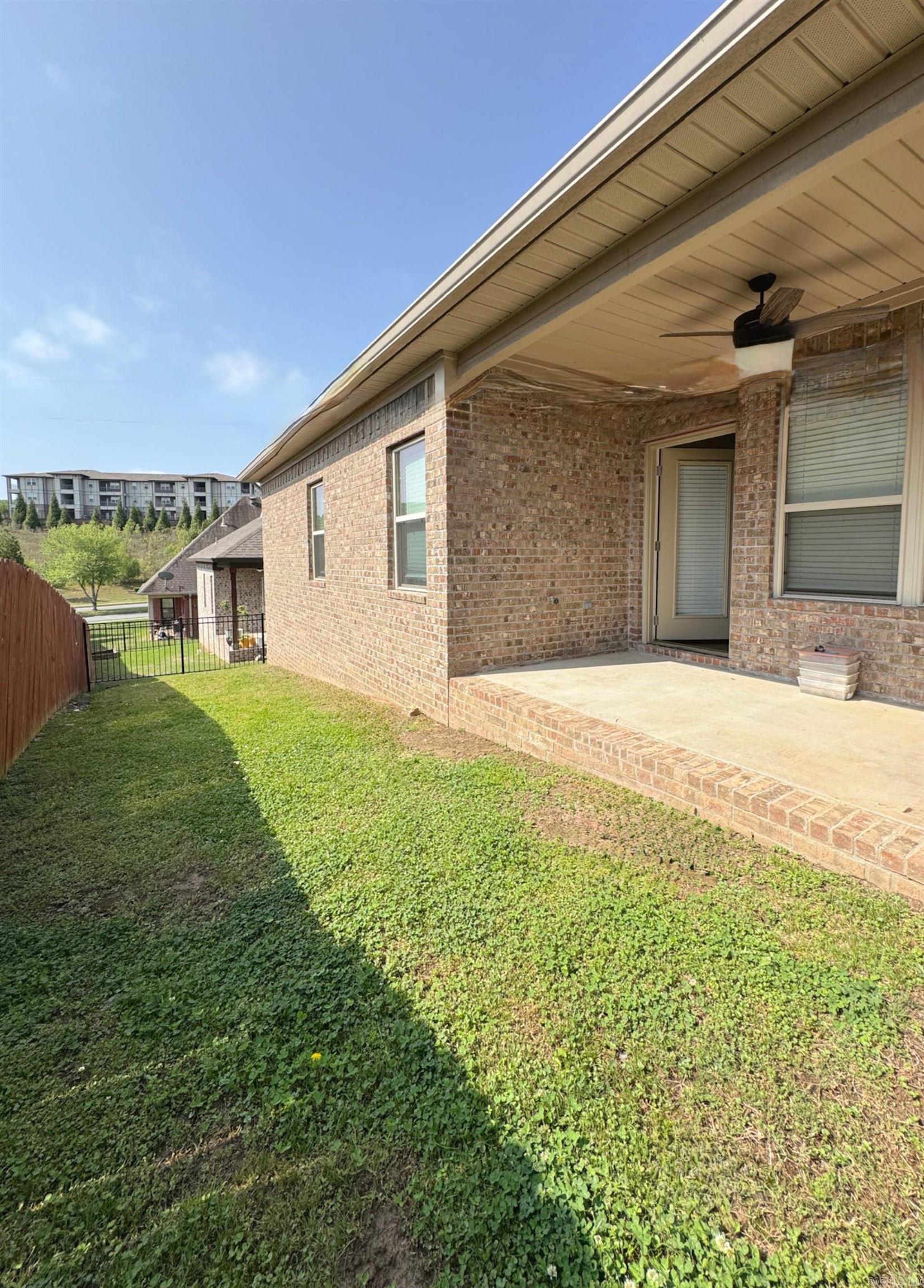 15315  Governors Lake  Little Rock, AR
