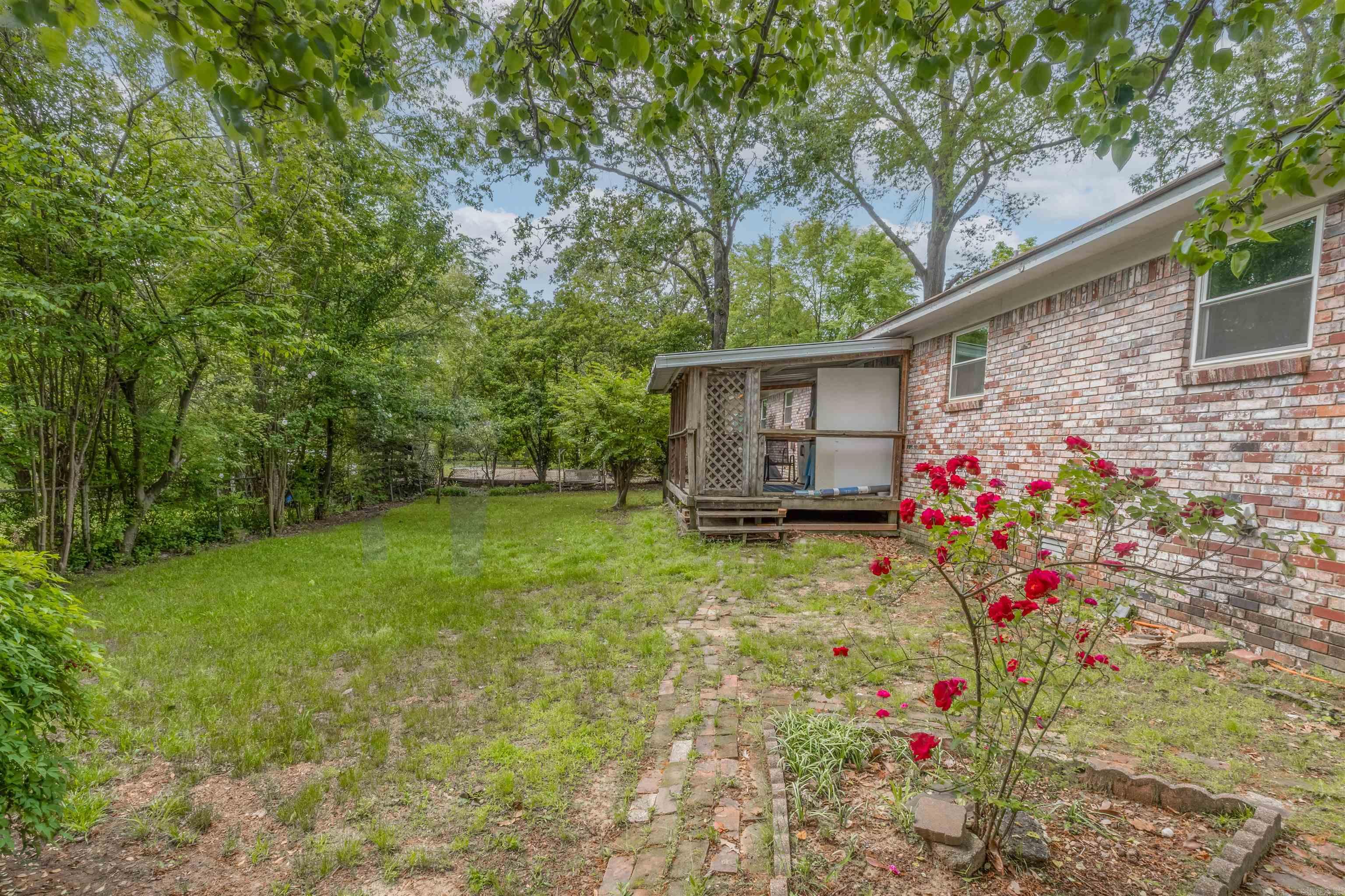 104  Sherwood Ave  Sherwood, AR
