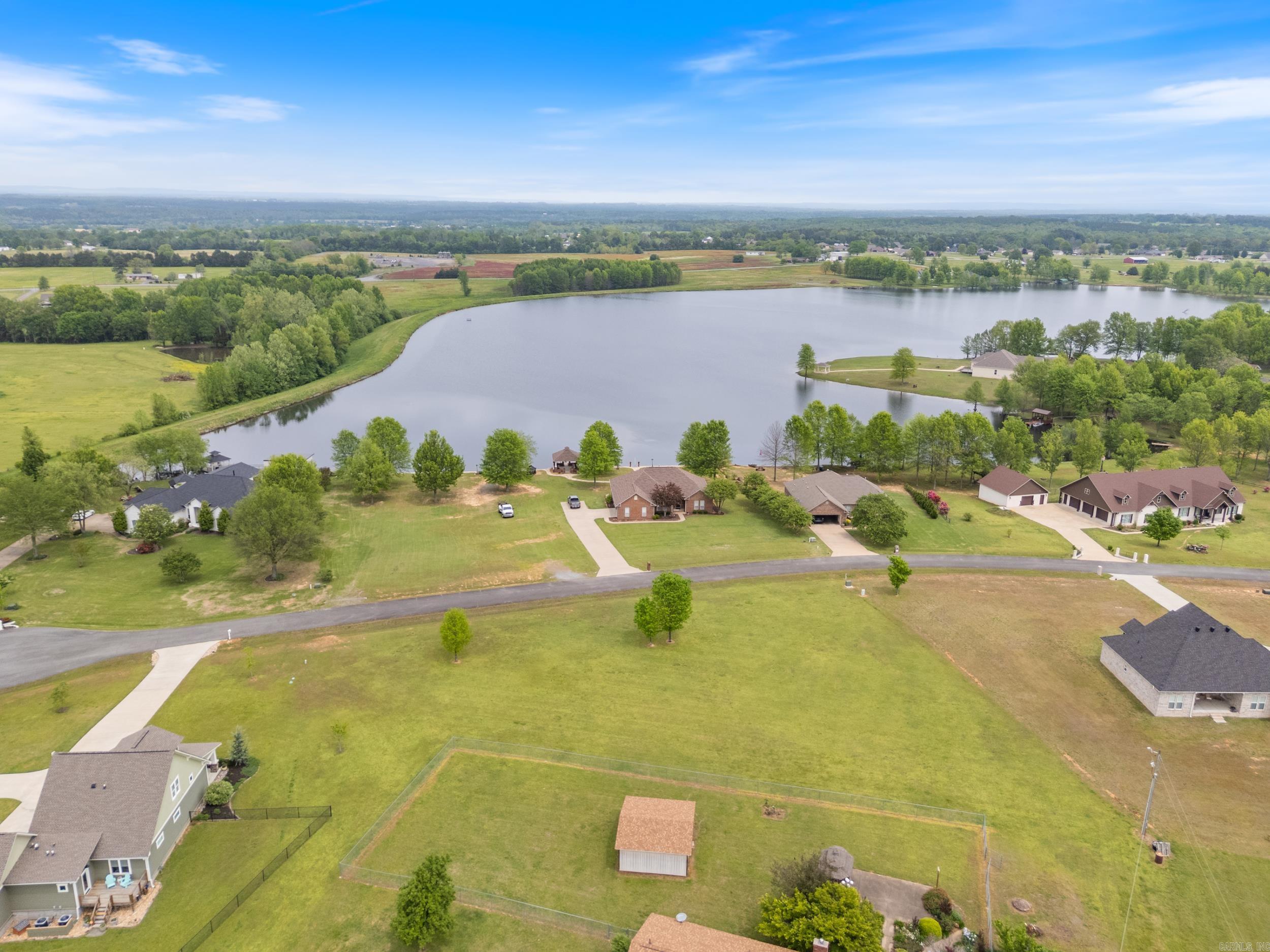 99  Win Meadow Lane  Greenbrier, AR
