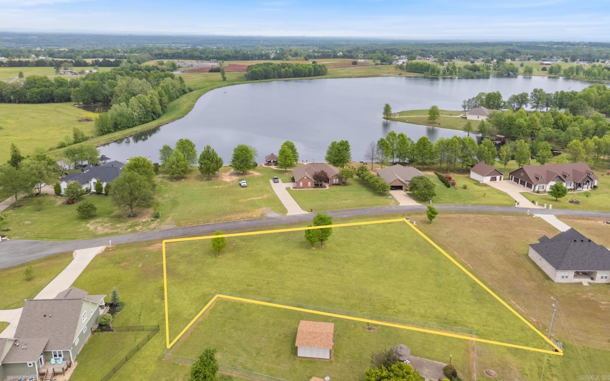 99  Win Meadow Lane  Greenbrier, AR