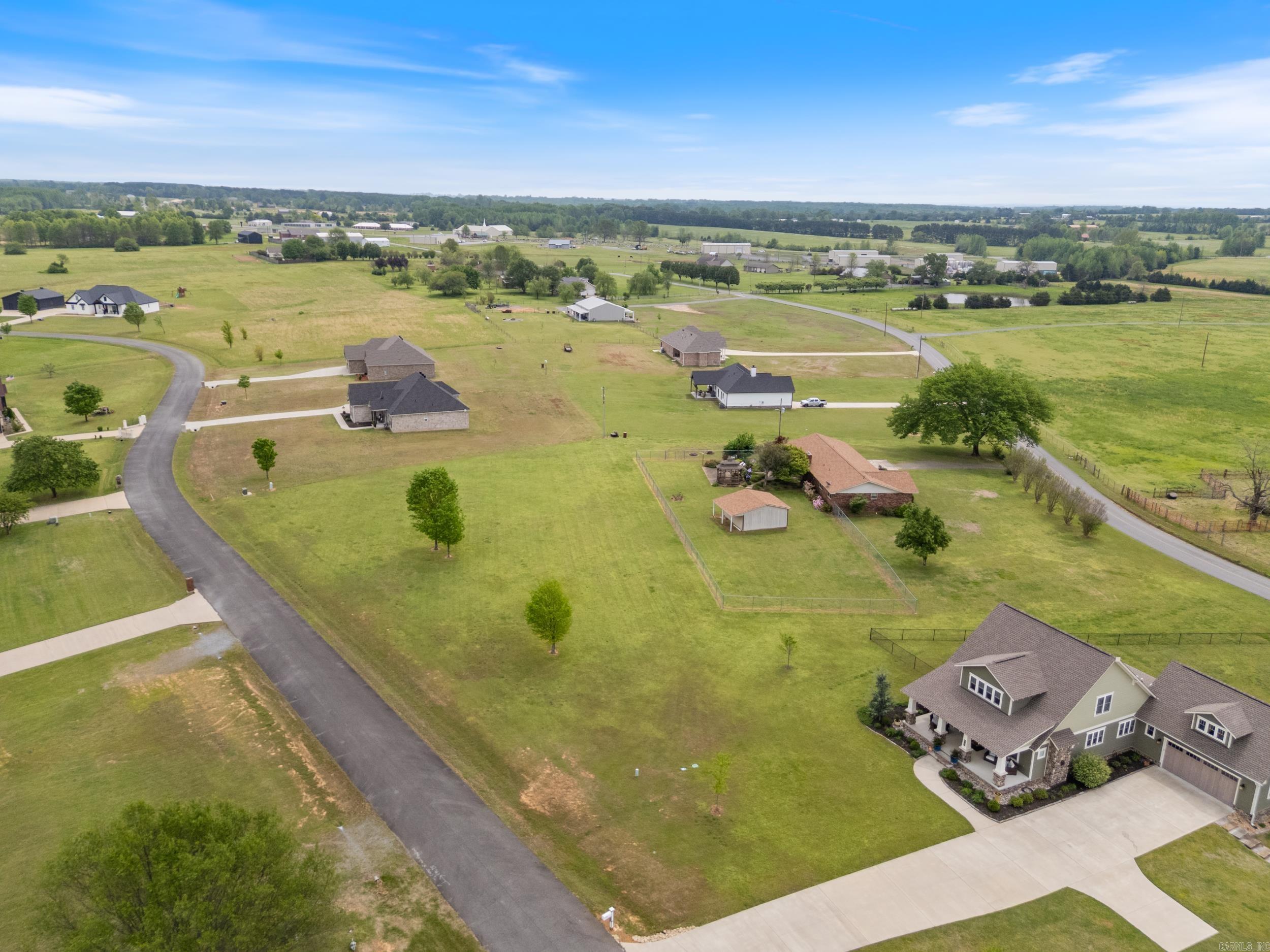 99  Win Meadow Lane  Greenbrier, AR