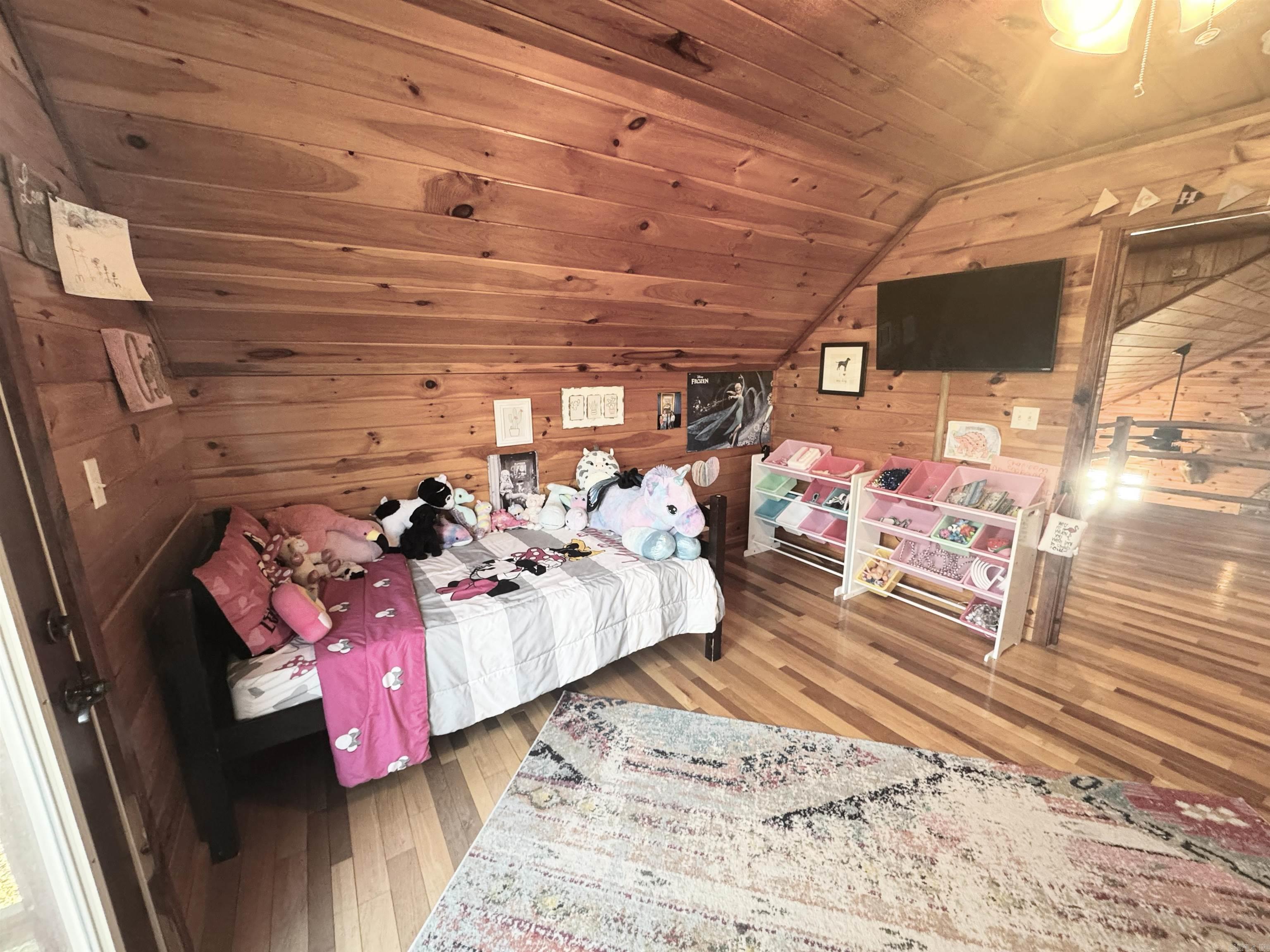 15384  Hwy 9 S.  Mountain View, AR