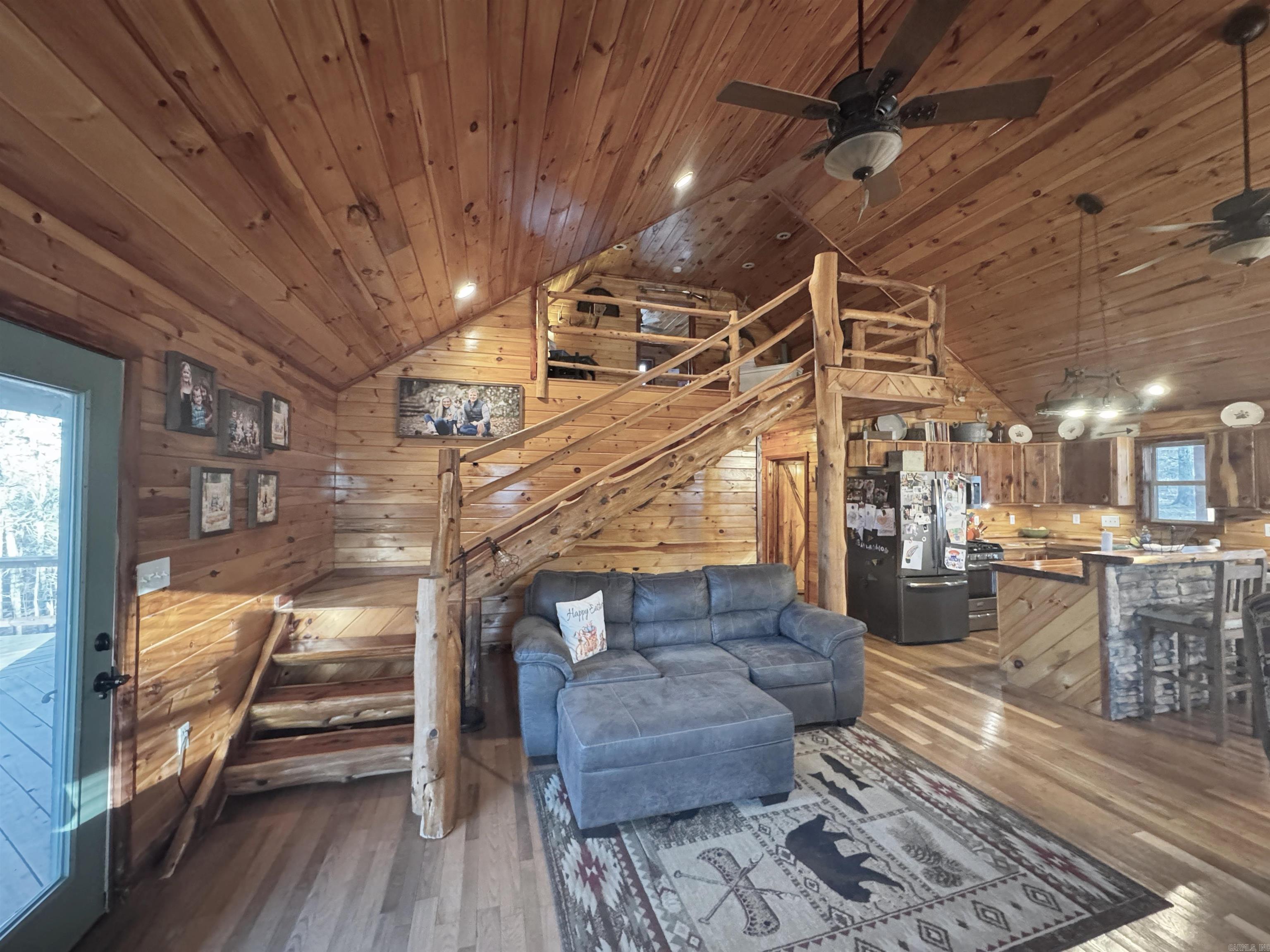 15384  Hwy 9 S.  Mountain View, AR