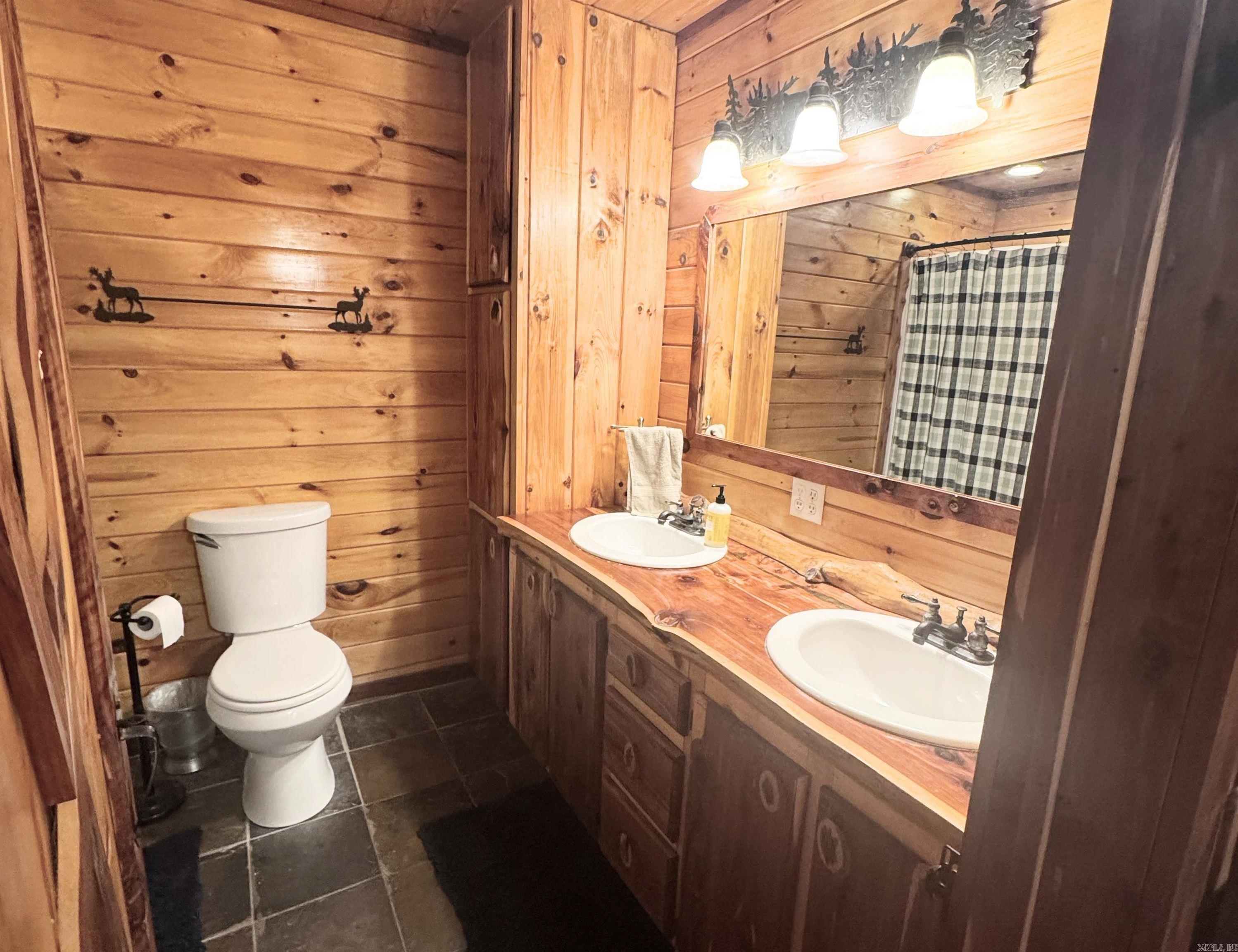 15384  Hwy 9 S.  Mountain View, AR