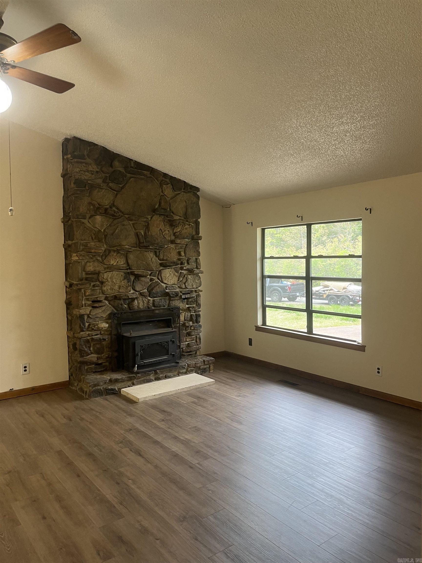 15 W Waketa  Cherokee Village, AR