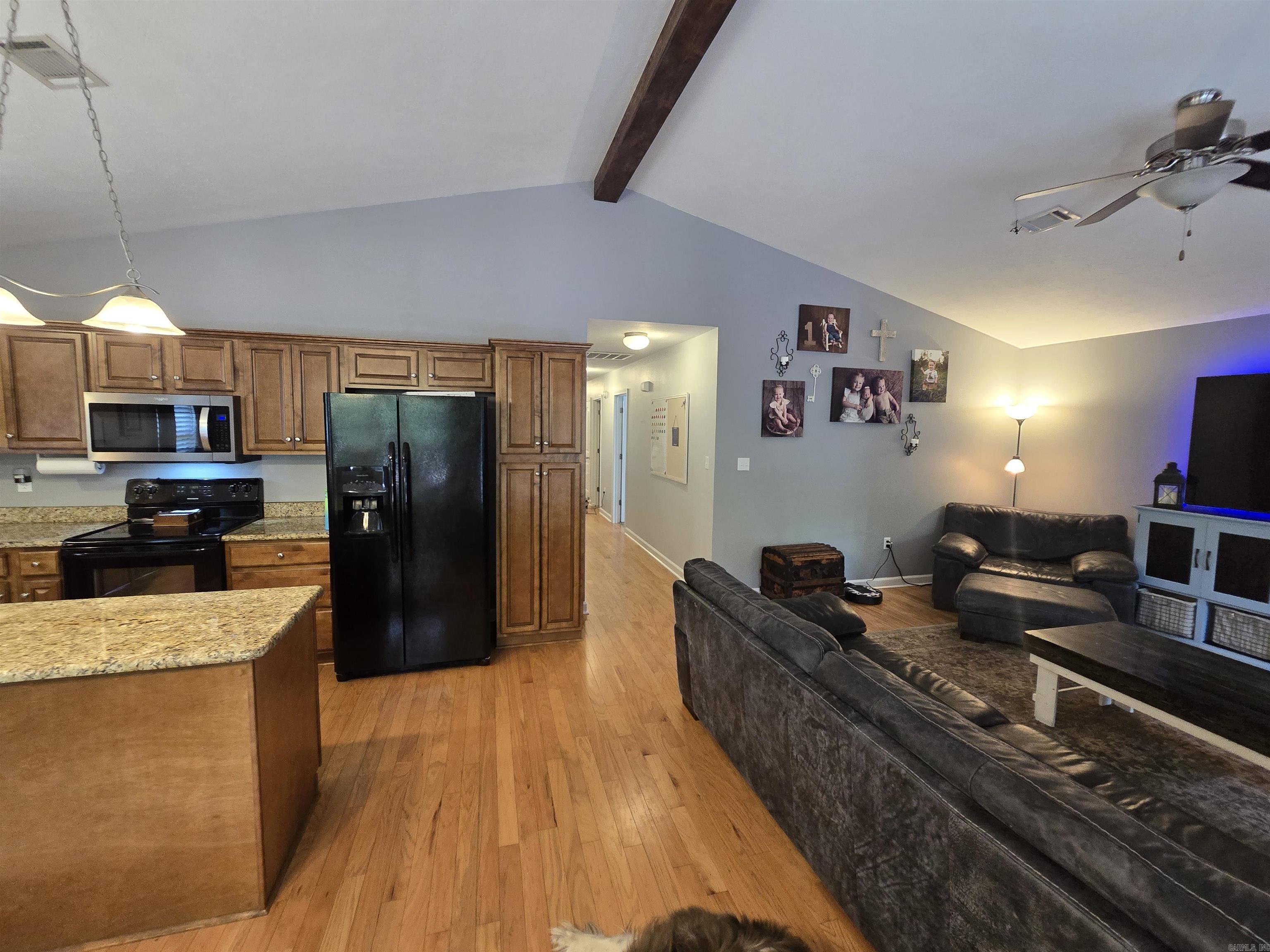 200  Red Oak  Mayflower, AR