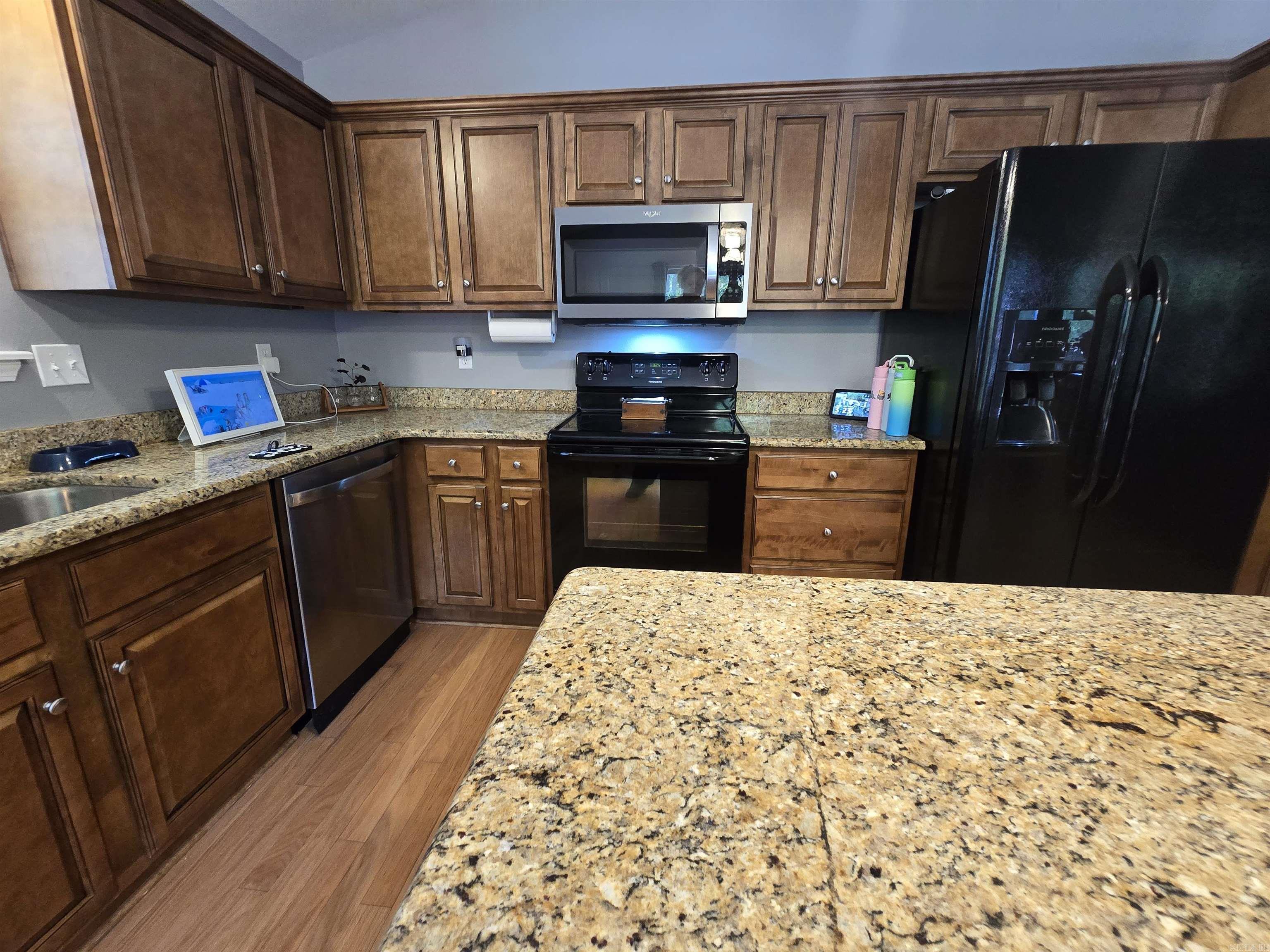200  Red Oak  Mayflower, AR