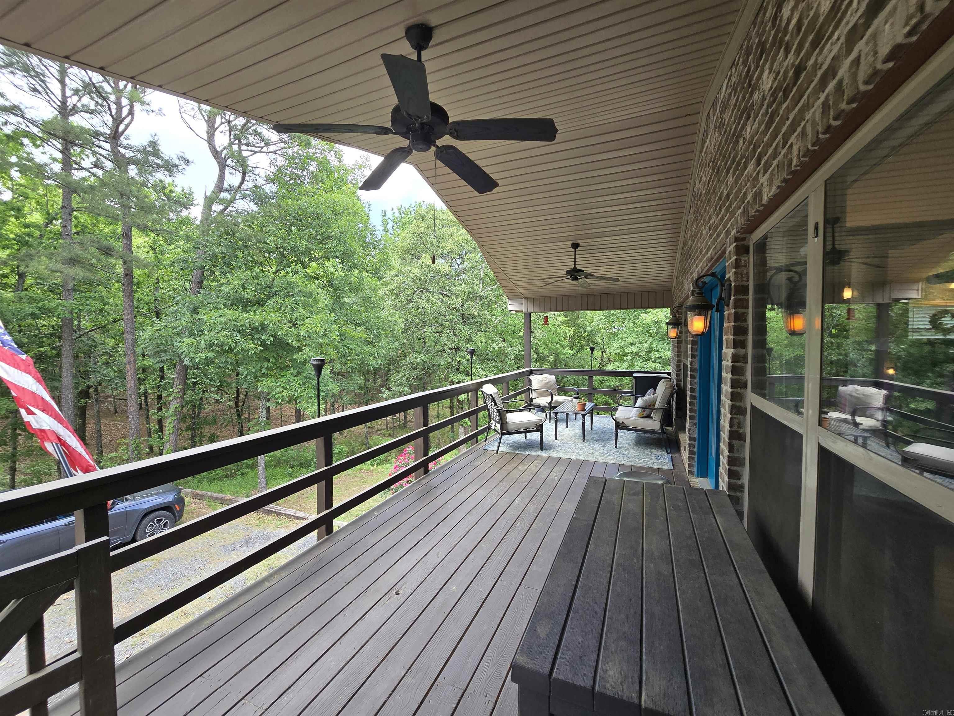 200  Red Oak  Mayflower, AR