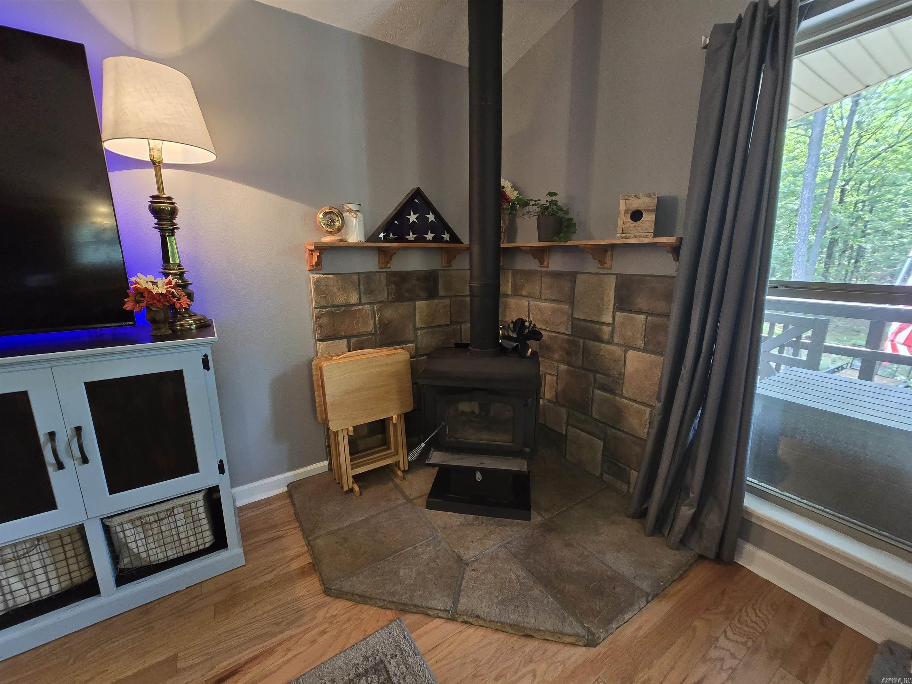 200  Red Oak  Mayflower, AR