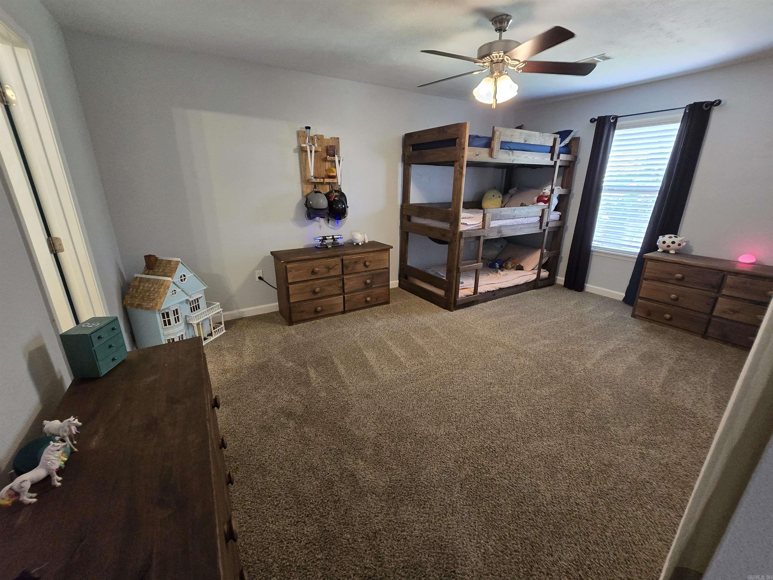 200  Red Oak  Mayflower, AR
