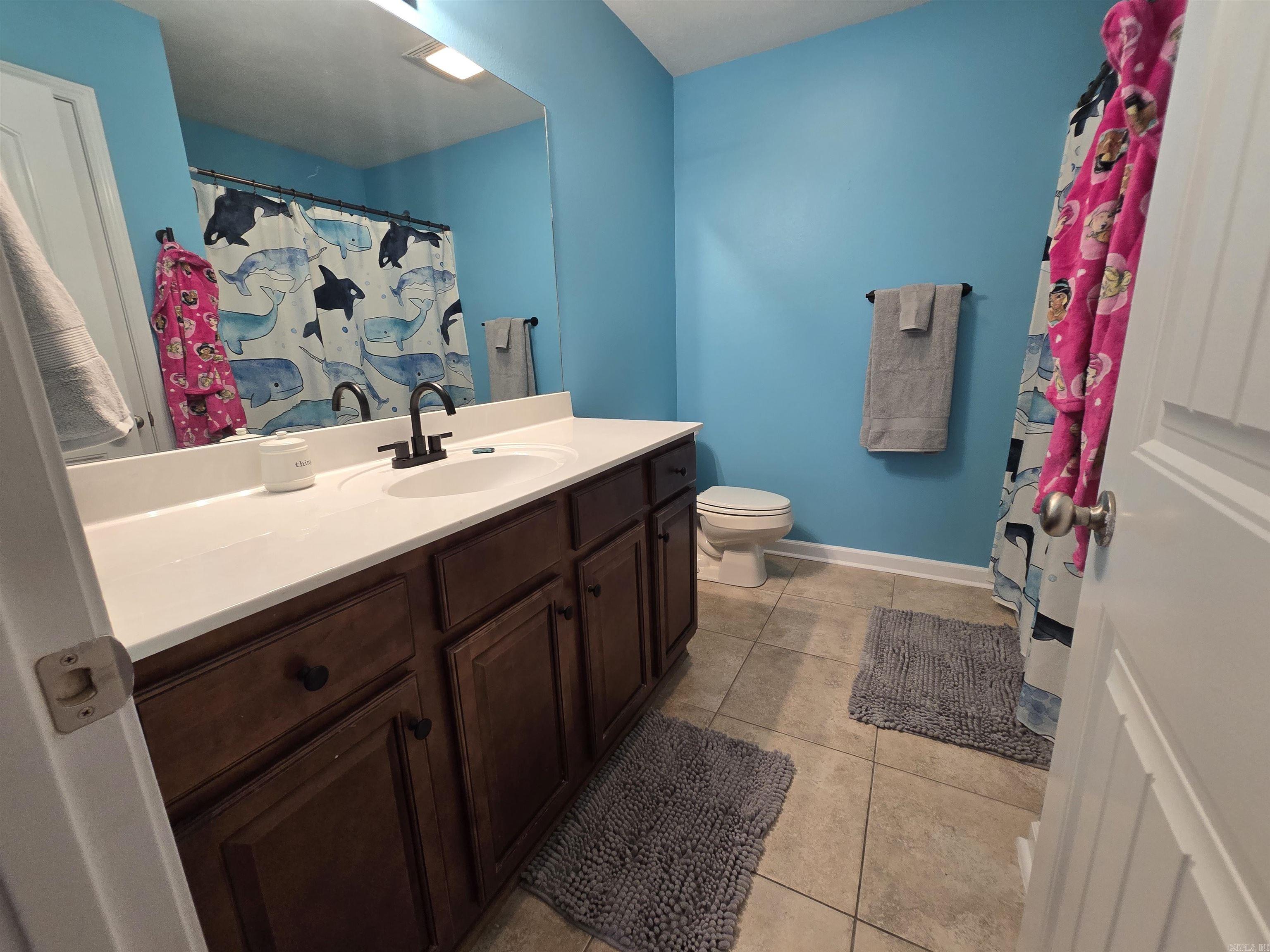 200  Red Oak  Mayflower, AR