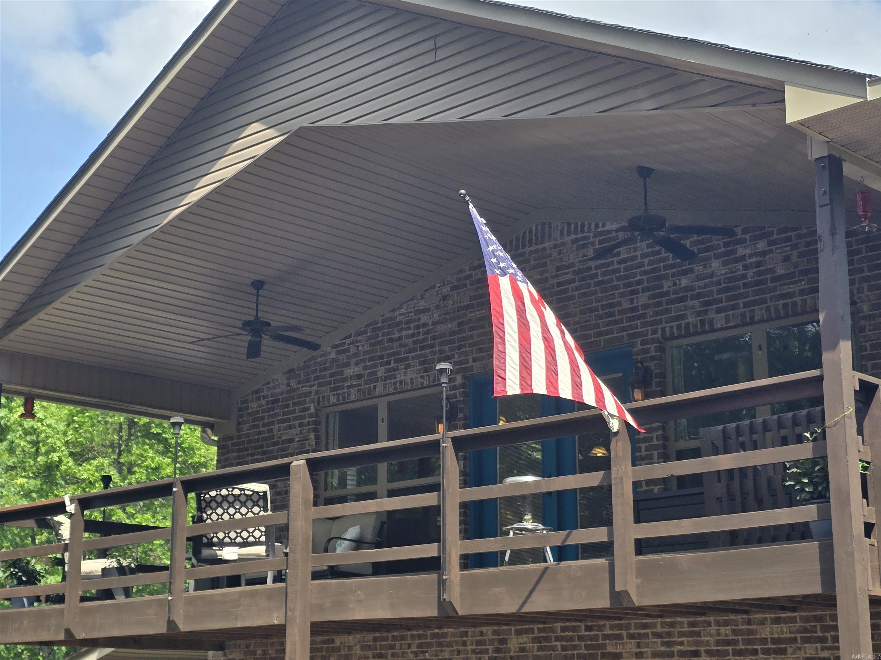 200  Red Oak  Mayflower, AR
